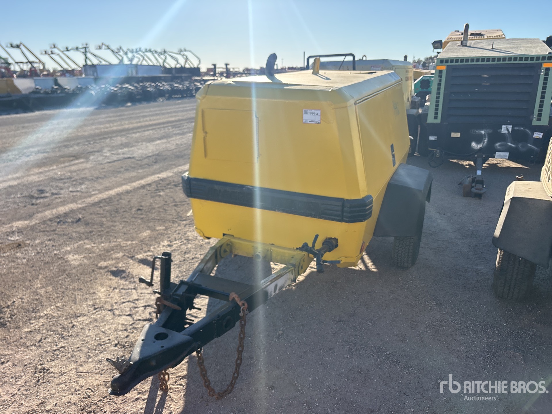 Aspect général with Image, coin avant gauche