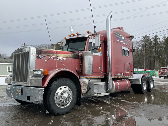 2006 Peterbilt 379 6x4 T/A Sleeper Truck Tractor 2006 Peterbilt 379 6x4 T/A Sleeper Truck Tractor
