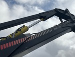 Hydraulics with Stick Cylinder