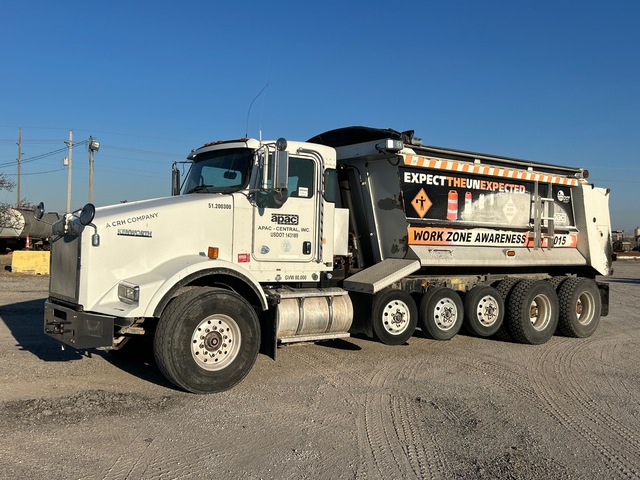 2013 Kenworth T800 12x4 Five Axle Dump Truck
