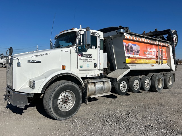 2013 Kenworth T800 14x4 Five Axle Dump Truck