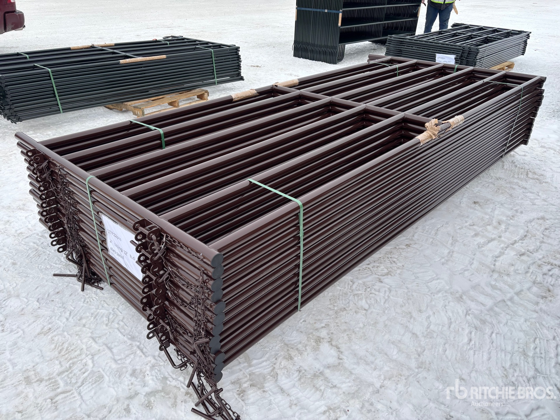 General Appearance with Bild, Ecke hinten links