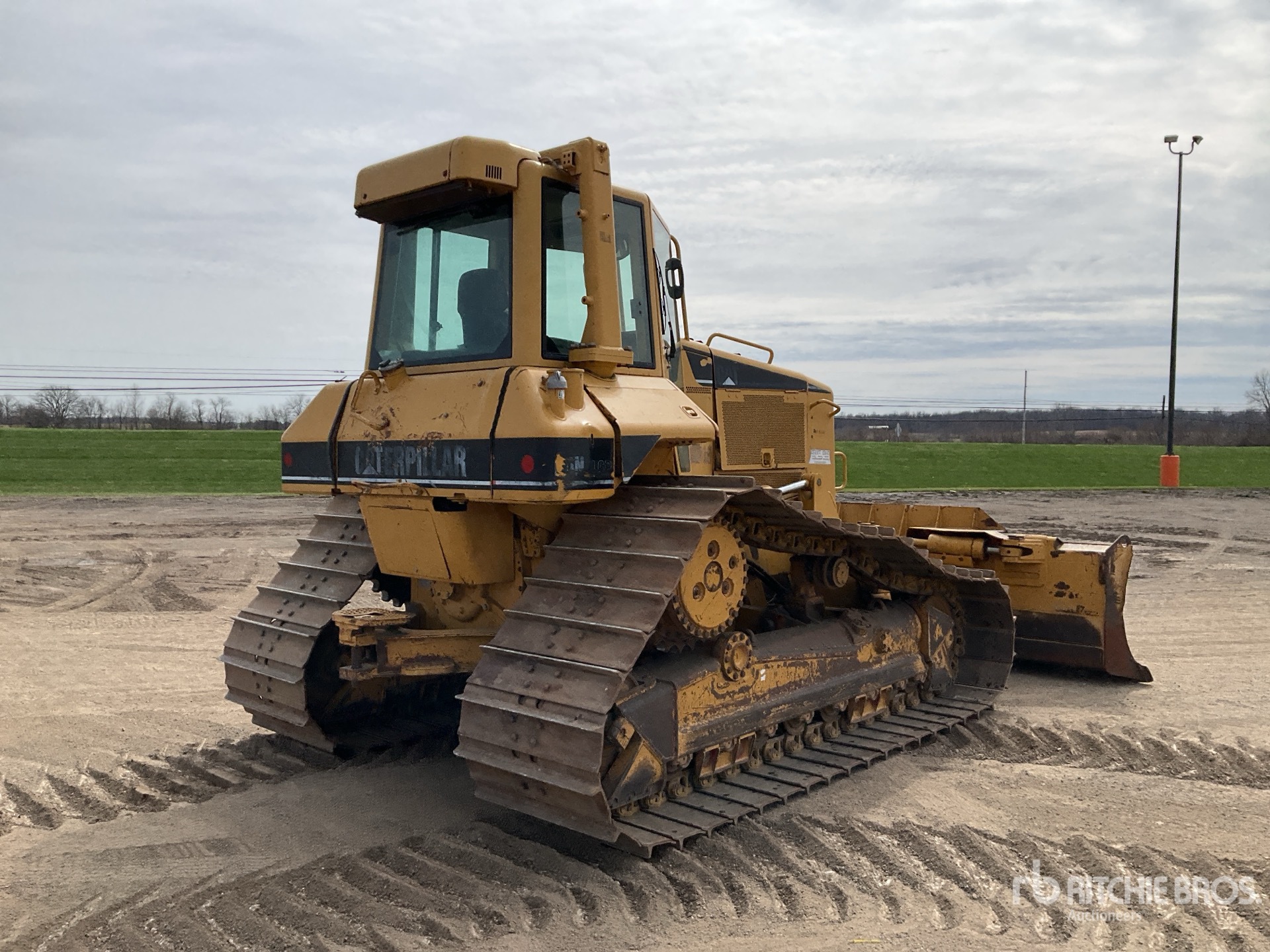 General Appearance with Bild, Ecke hinten rechts