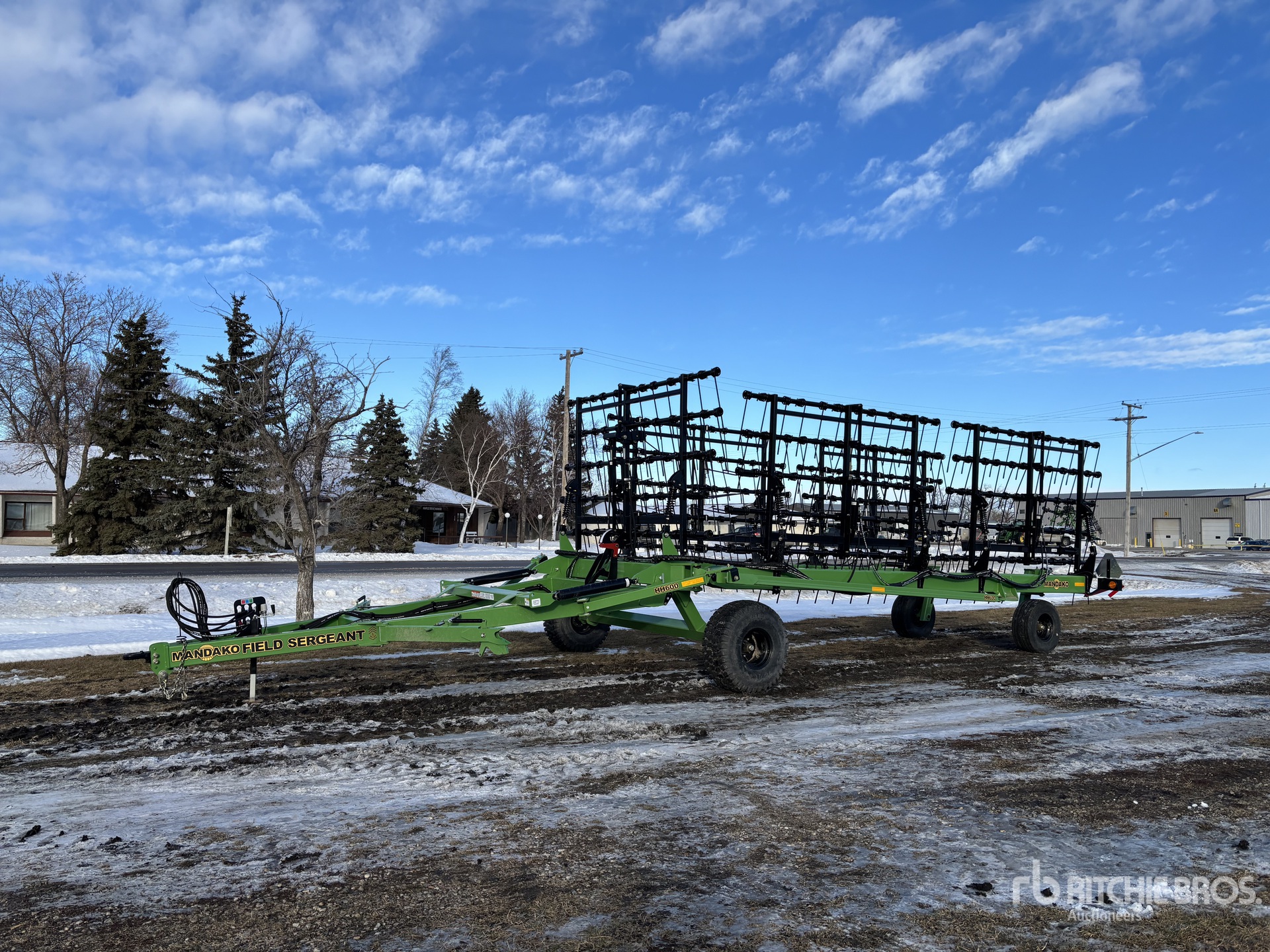 General Appearance with Featured Photo