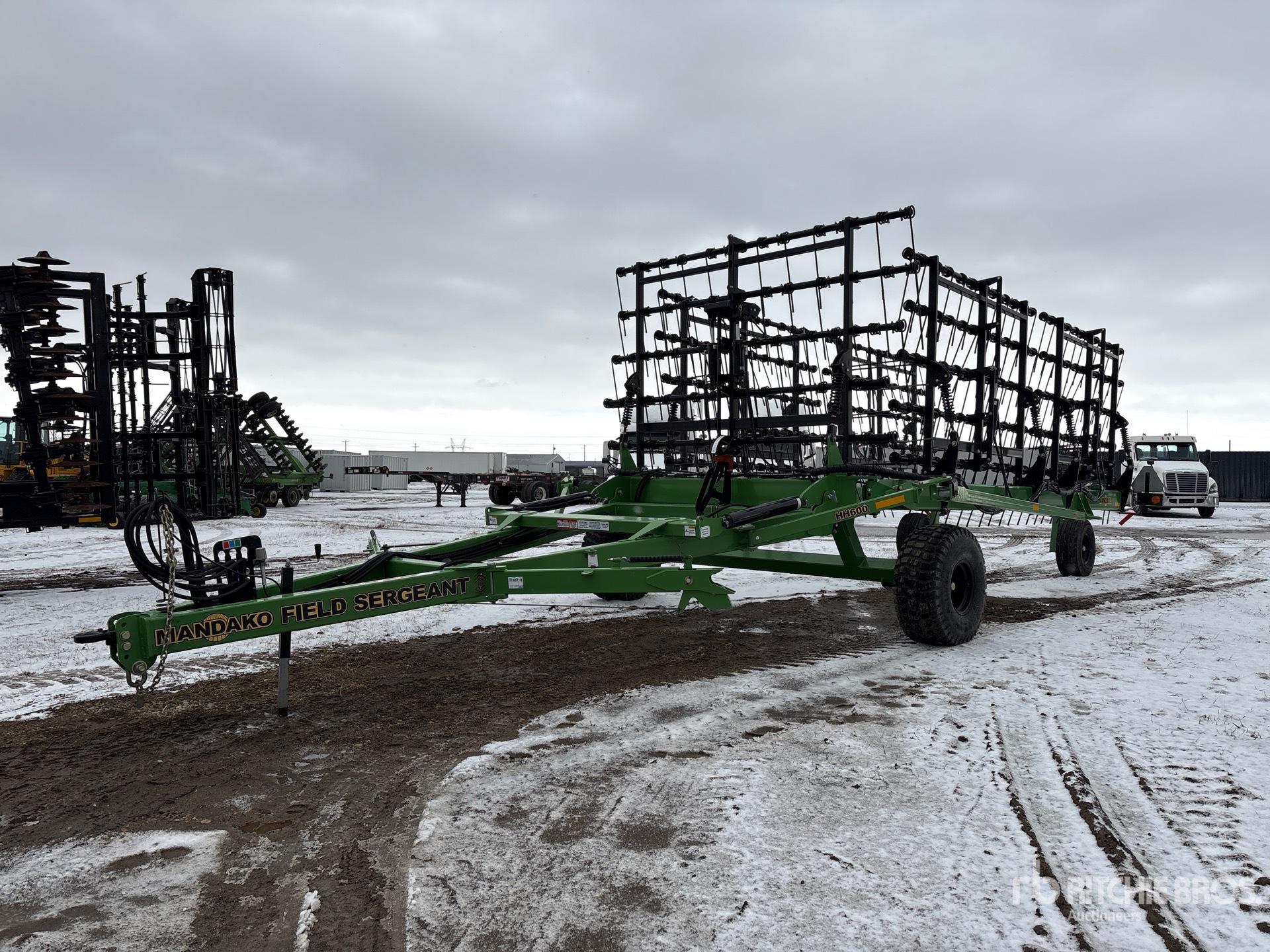 General Appearance with Image, coin avant gauche