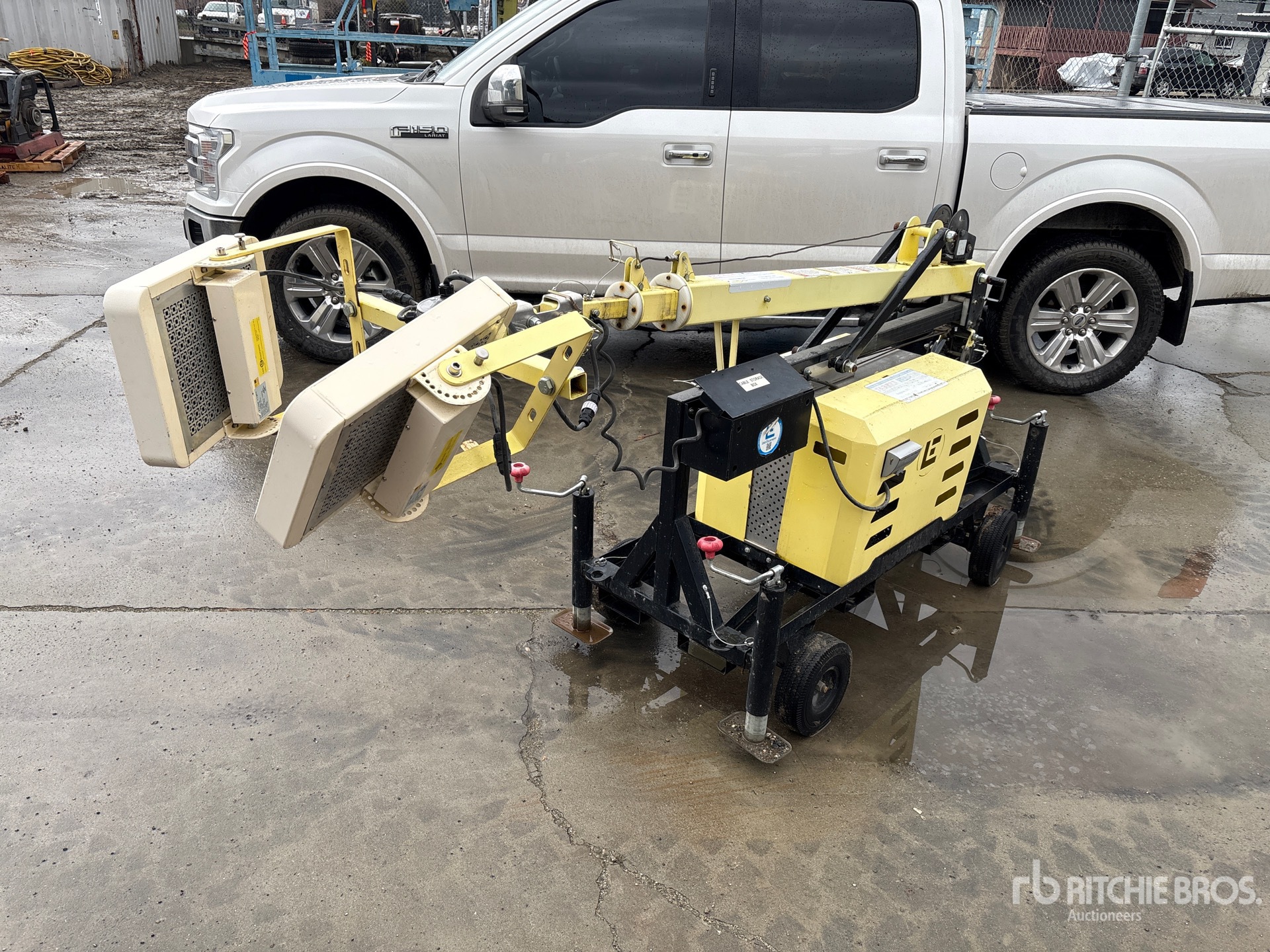 General Appearance with Picture, Right Front Corner