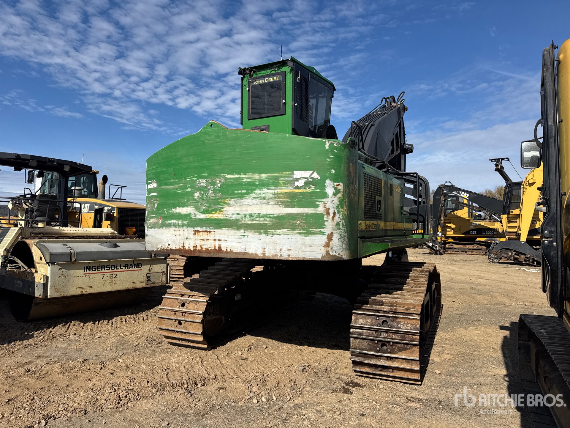 General Appearance with Imagen: esquina trasera derecha