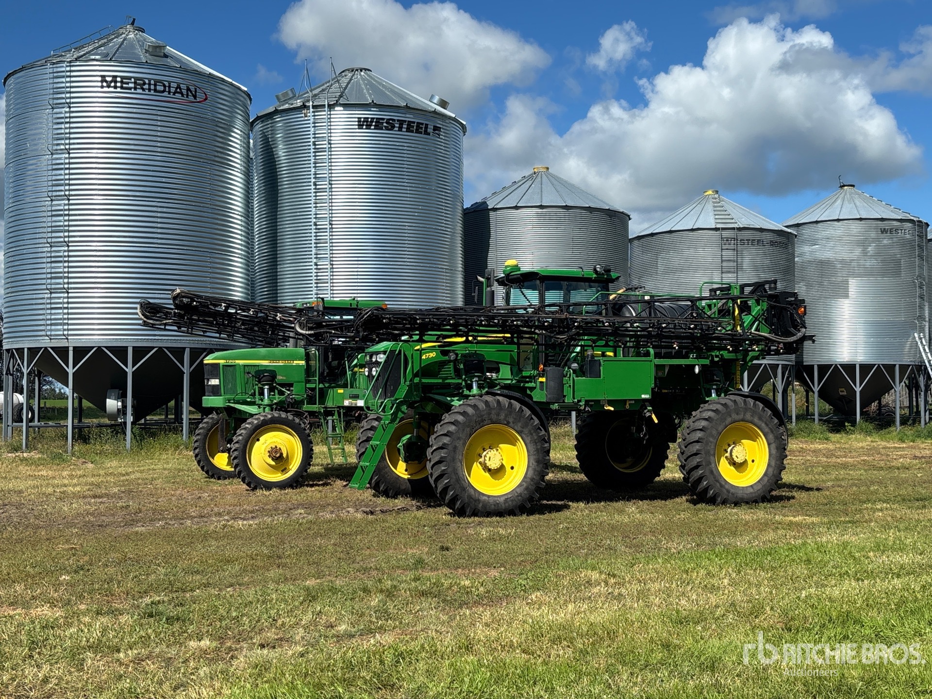 2013 John Deere 4730