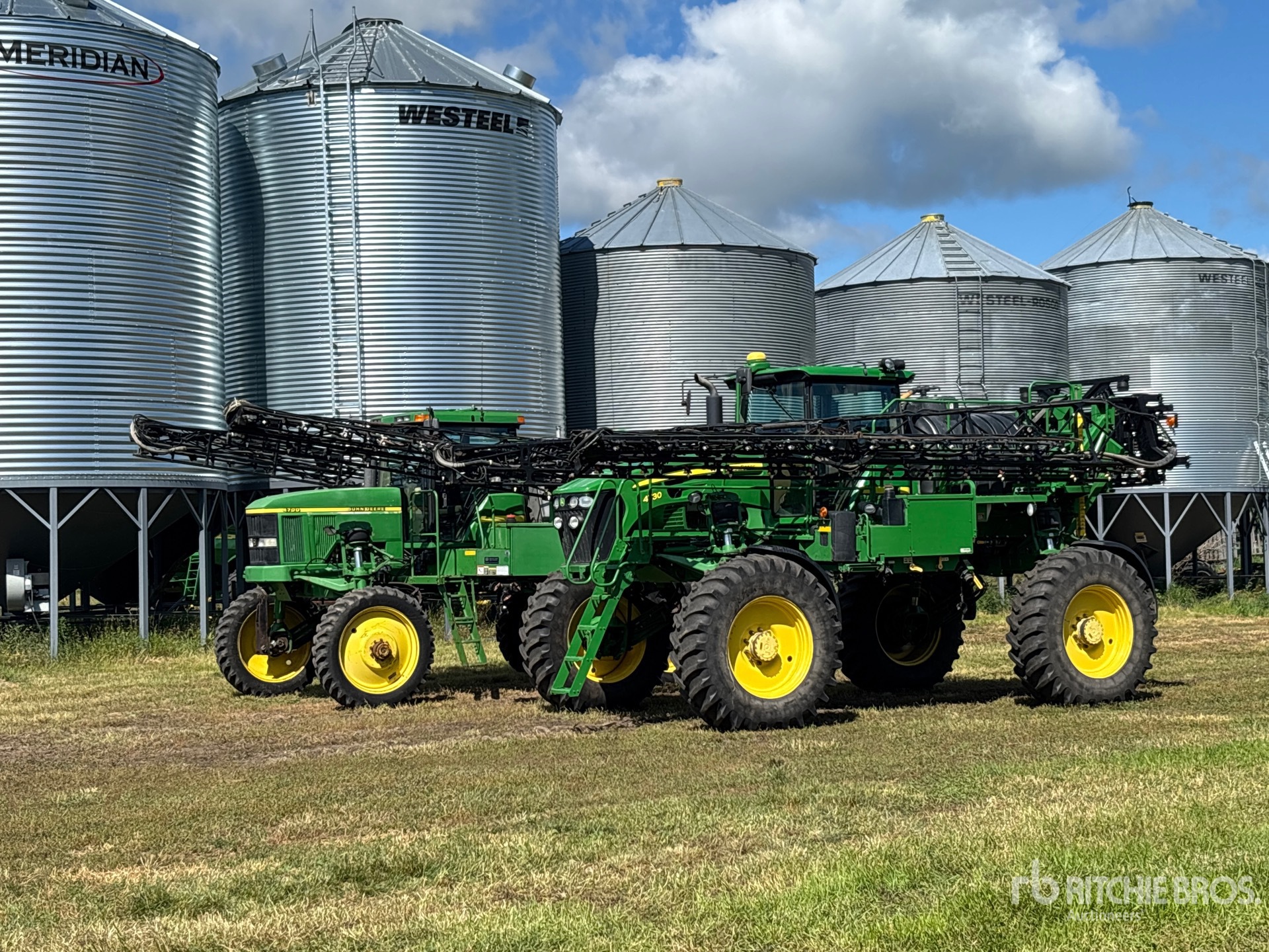 2013 John Deere 4730