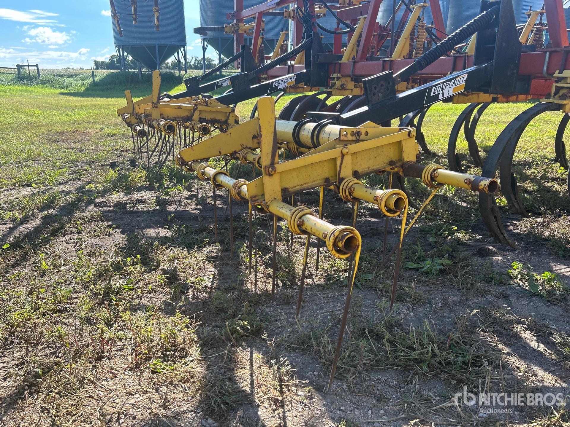 Bourgault COMMANDER 34-38