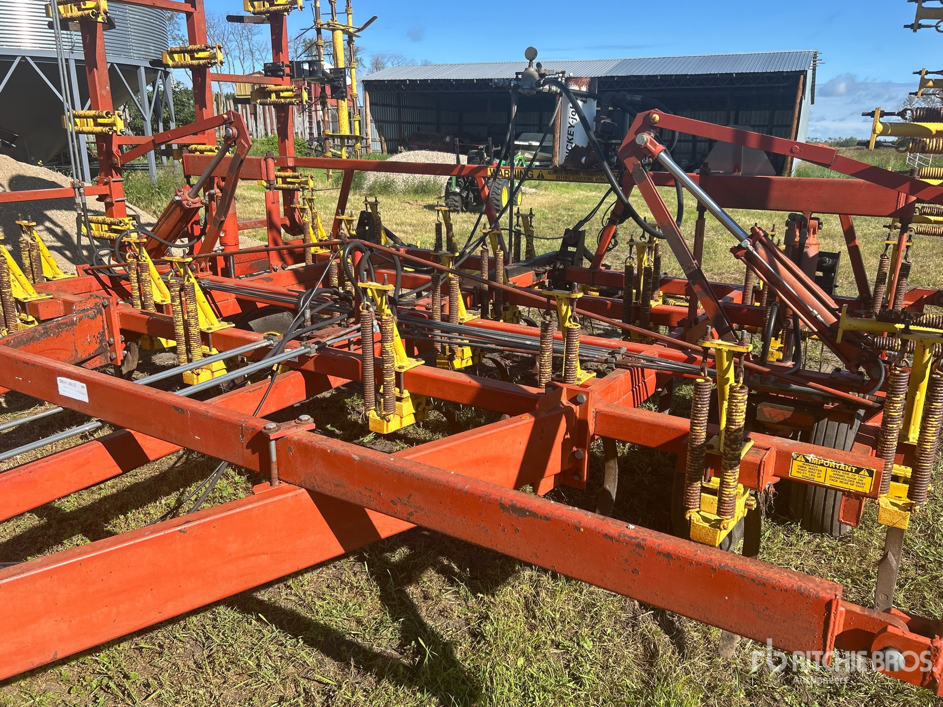Bourgault COMMANDER 34-38
