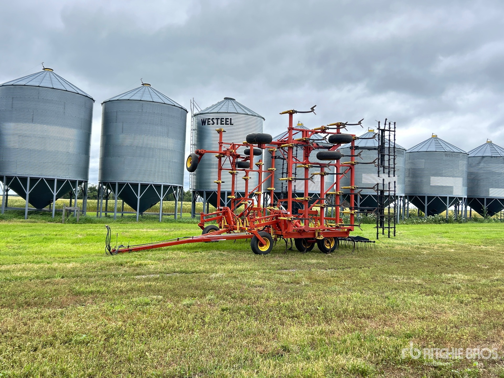 Bourgault 8800