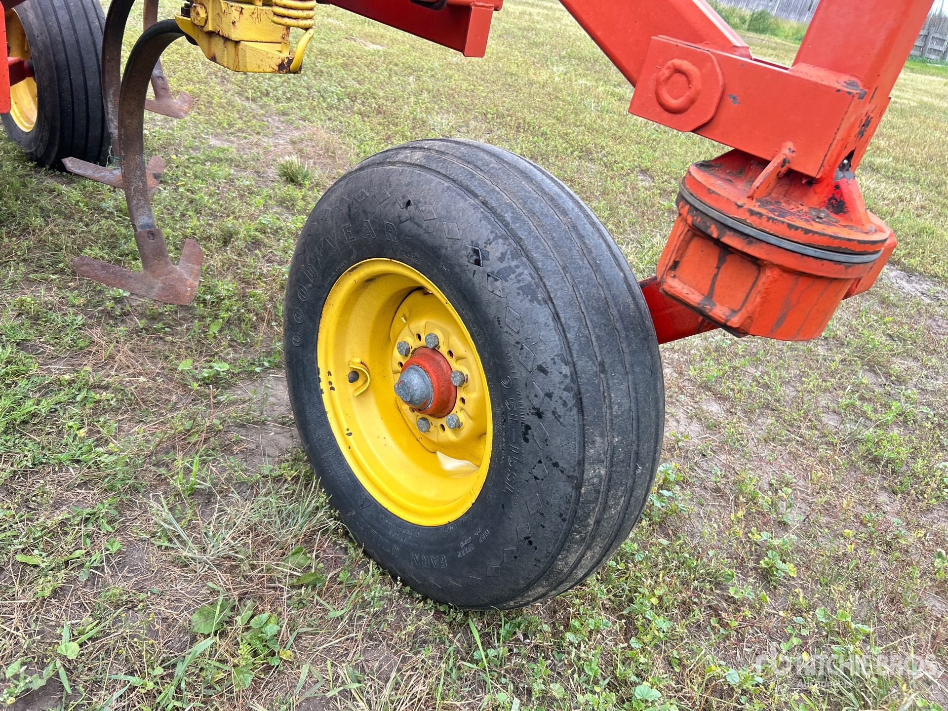 Bourgault 8800