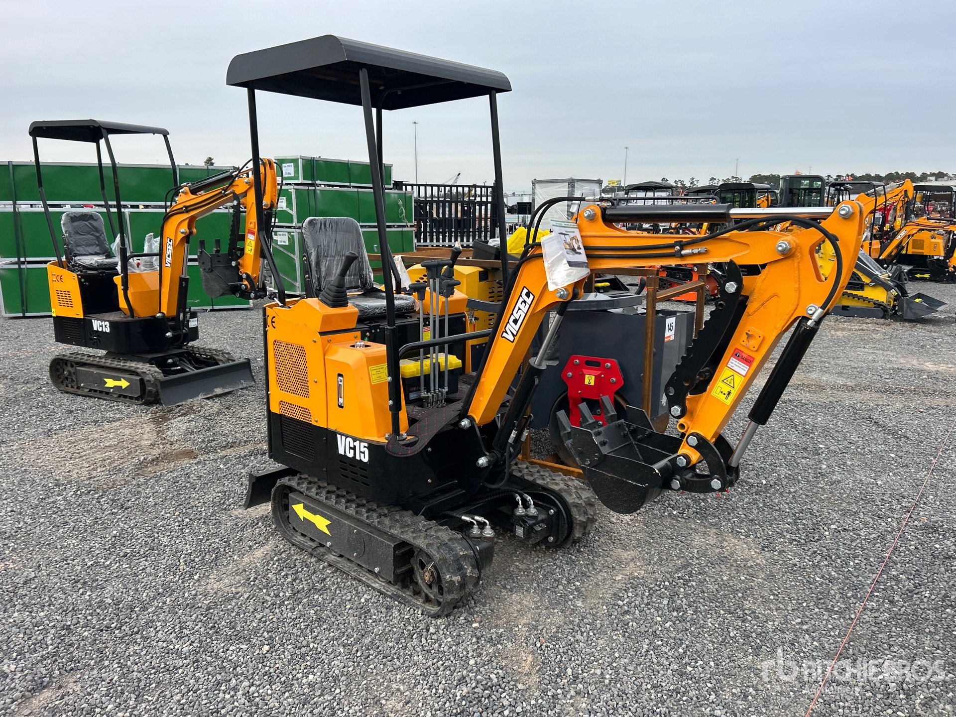 General Appearance with Foto, angolo anteriore destro