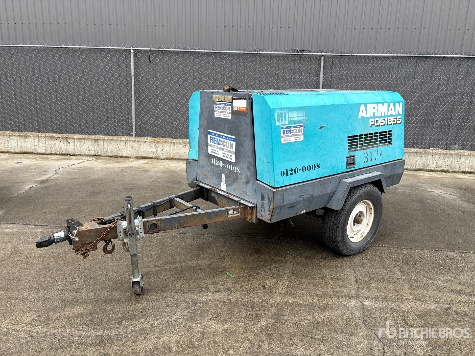 General Appearance with Picture, Left Front Corner