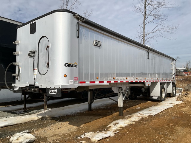 2018 East Genesis 40 ft T/A Spread Axle Aluminum Frameless End Dump Trailer