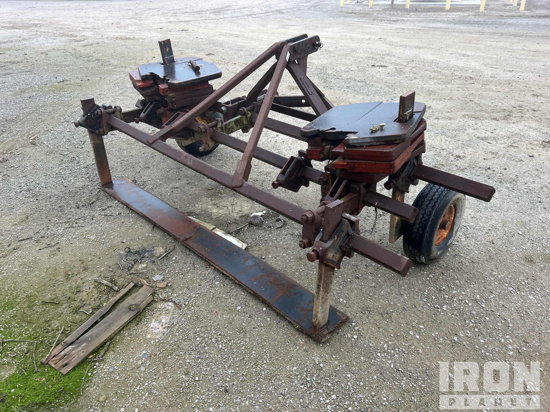 General Appearance with Bild, Ecke hinten rechts