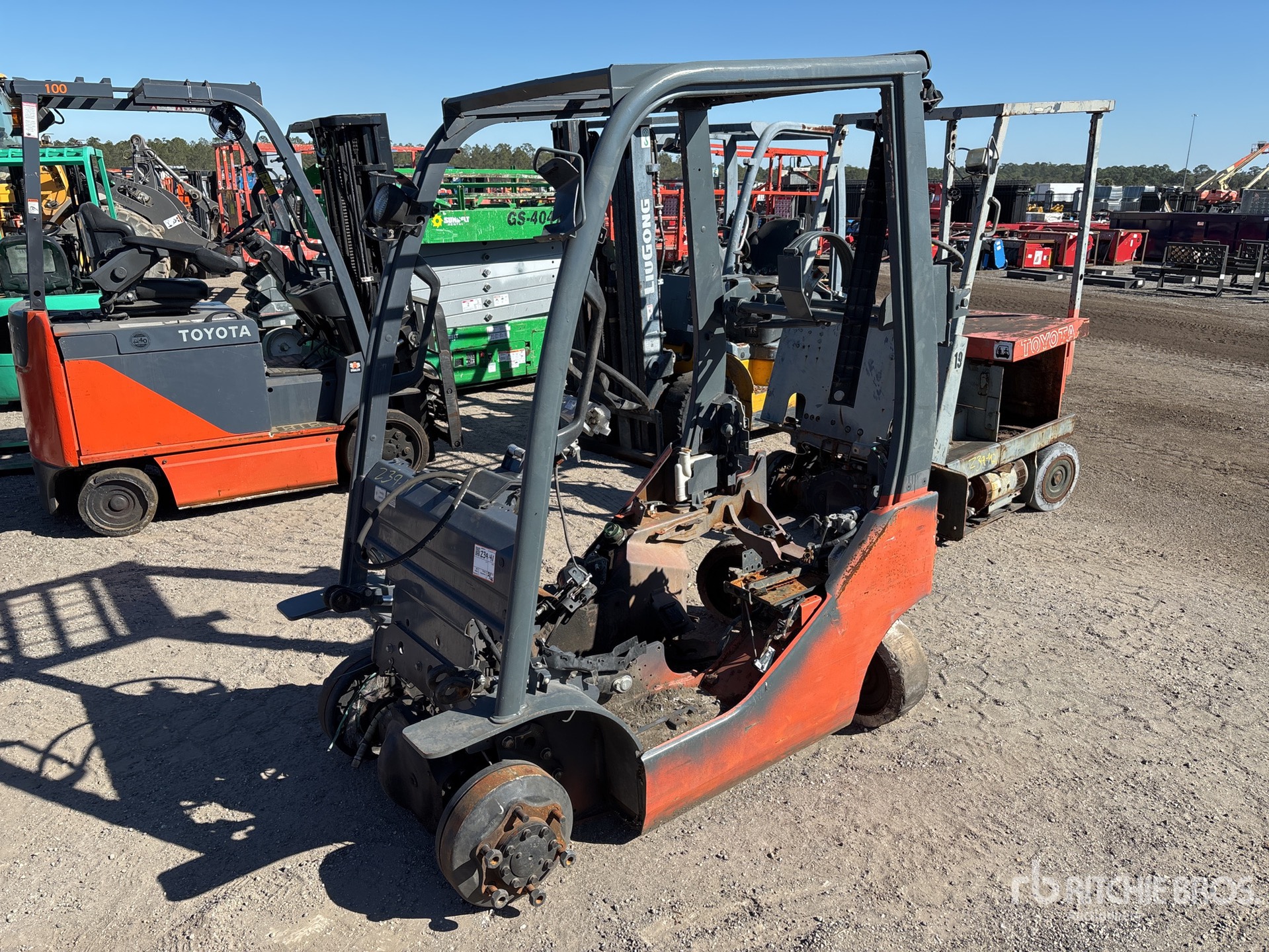 General Appearance with Picture, Left Front Corner