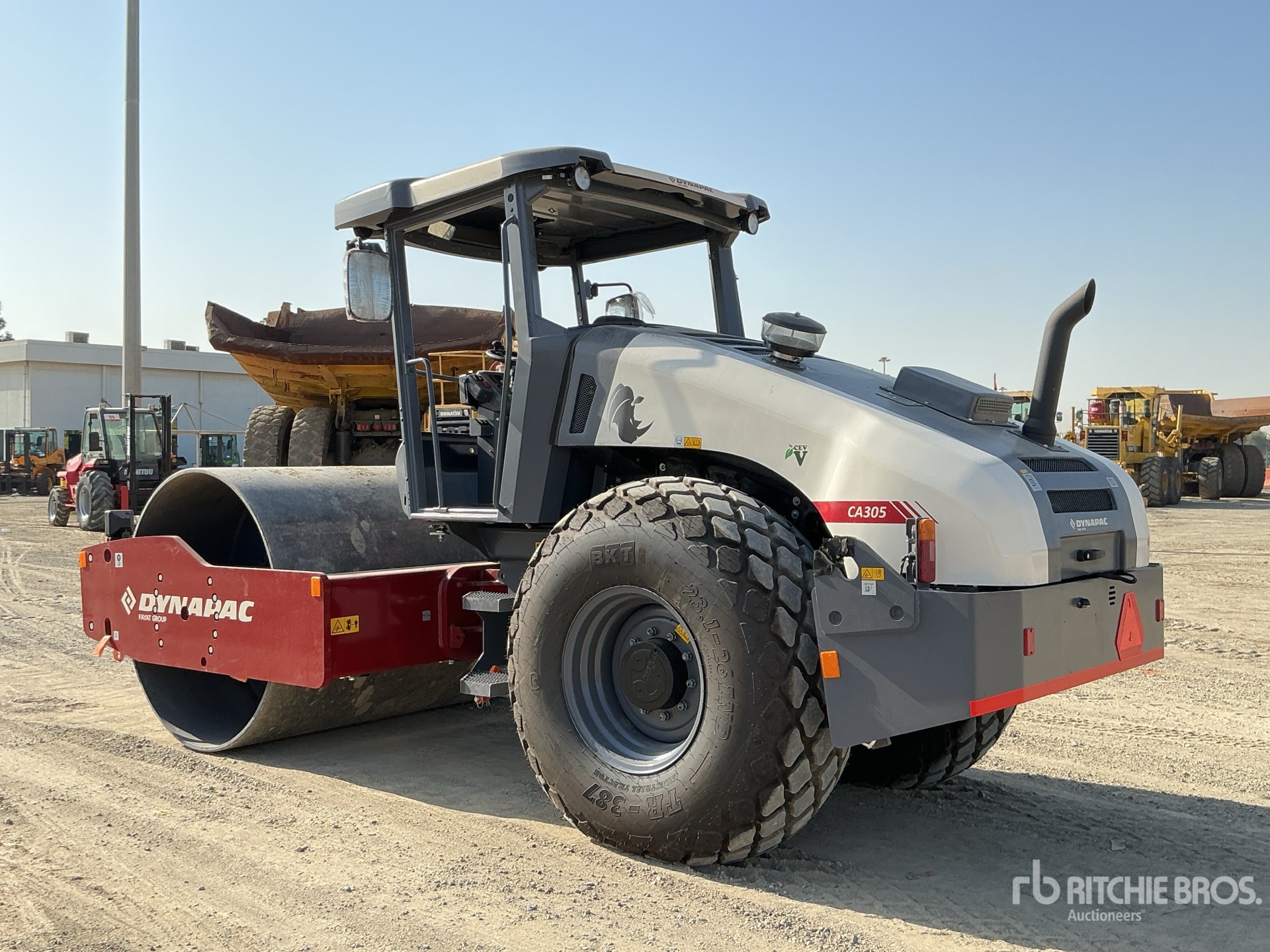 General Appearance with Imagen: esquina trasera izquierda