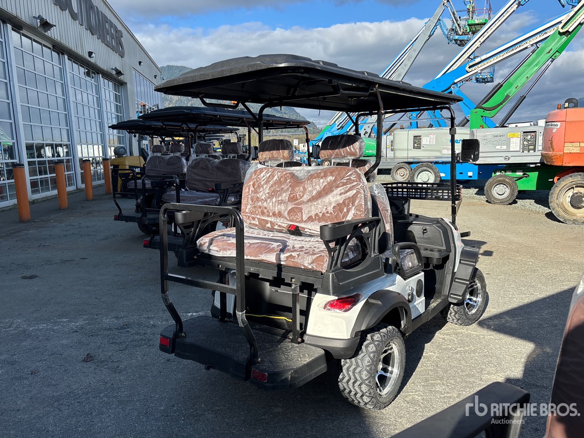 General Appearance with Image, coin arrière droit