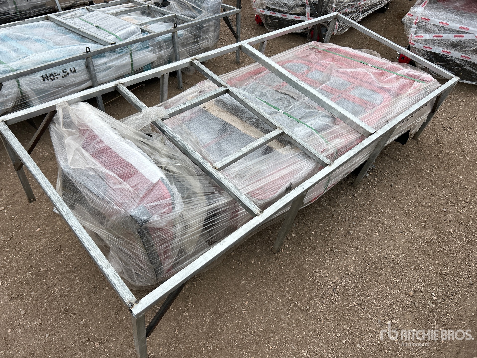 General Appearance with Bild, Ecke vorne rechts