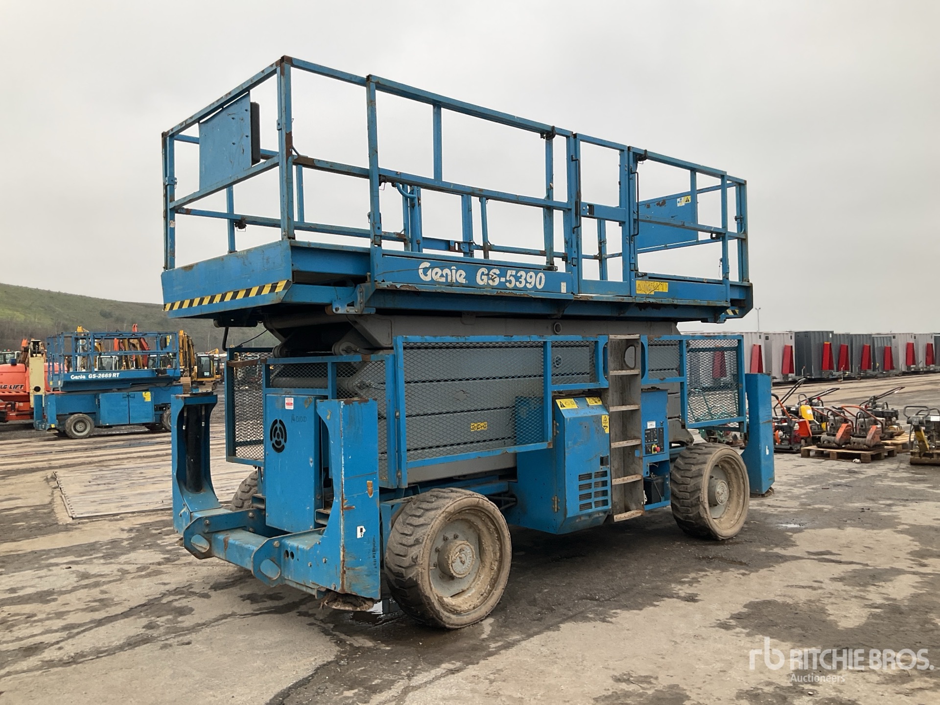 General Appearance with Bild, Ecke hinten rechts