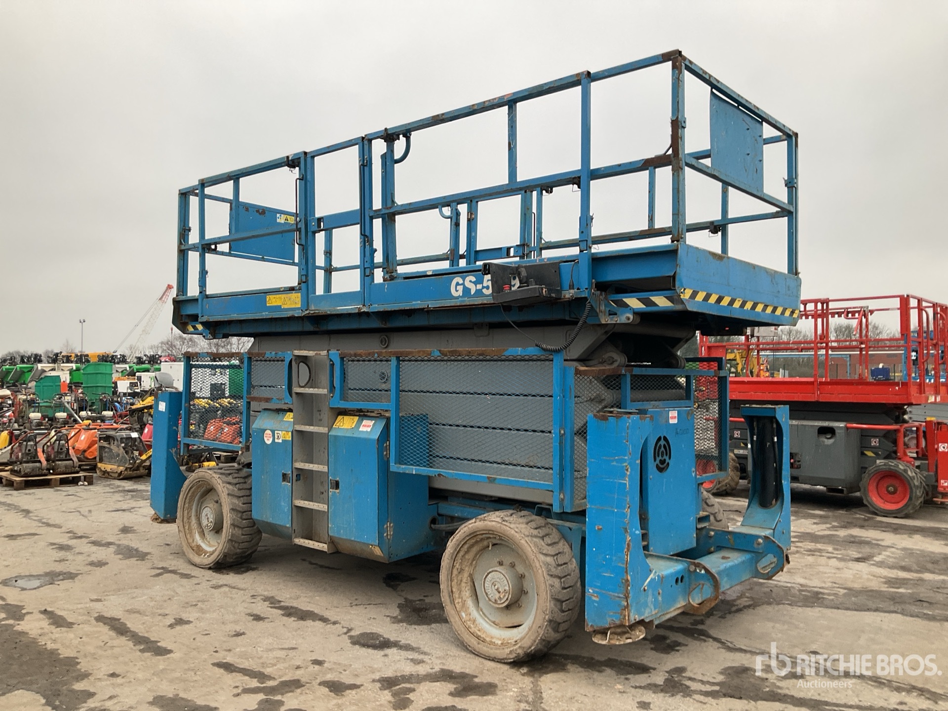 General Appearance with Bild, Ecke hinten links