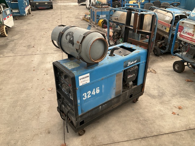 Miller Bobcat 225 NT 70 A Skid-Mounted Multi-Process Portable Arc Welder Electric Welder (Inoperable)