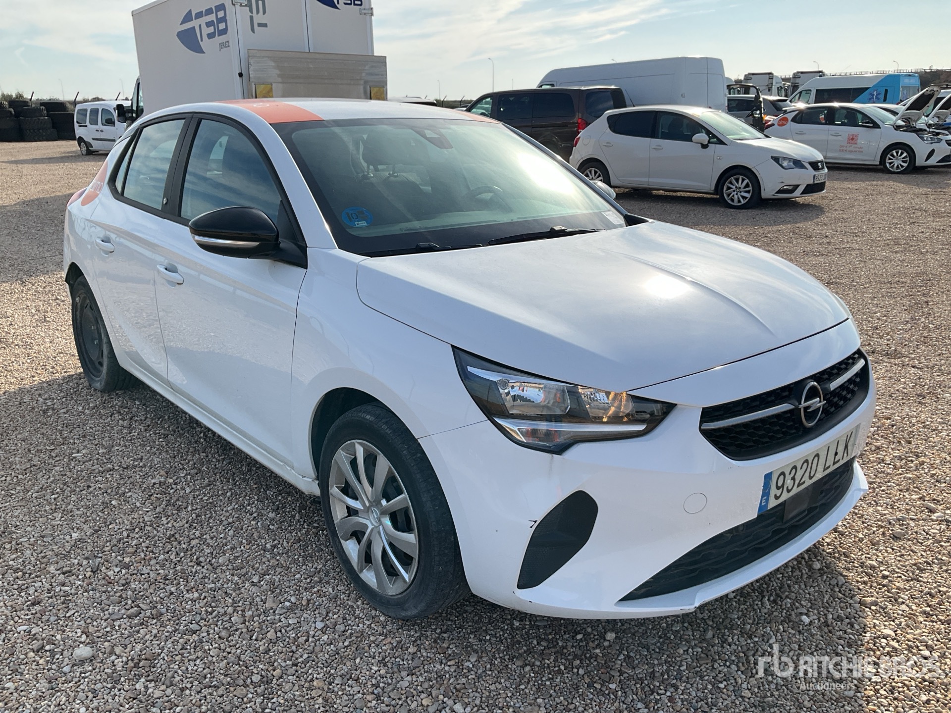 General Appearance with Picture, Right Front Corner