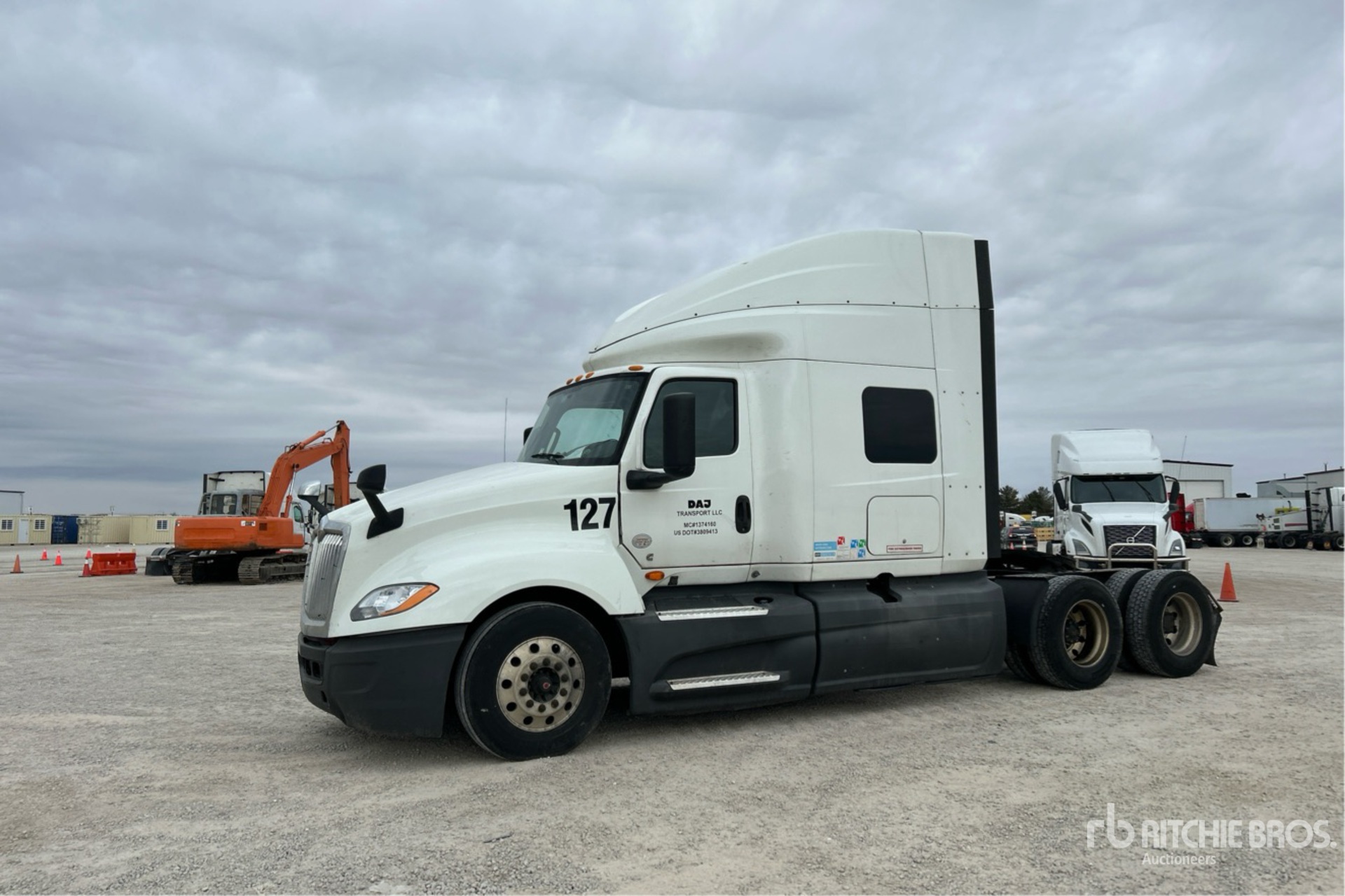 General Appearance with Picture, Left Front Corner