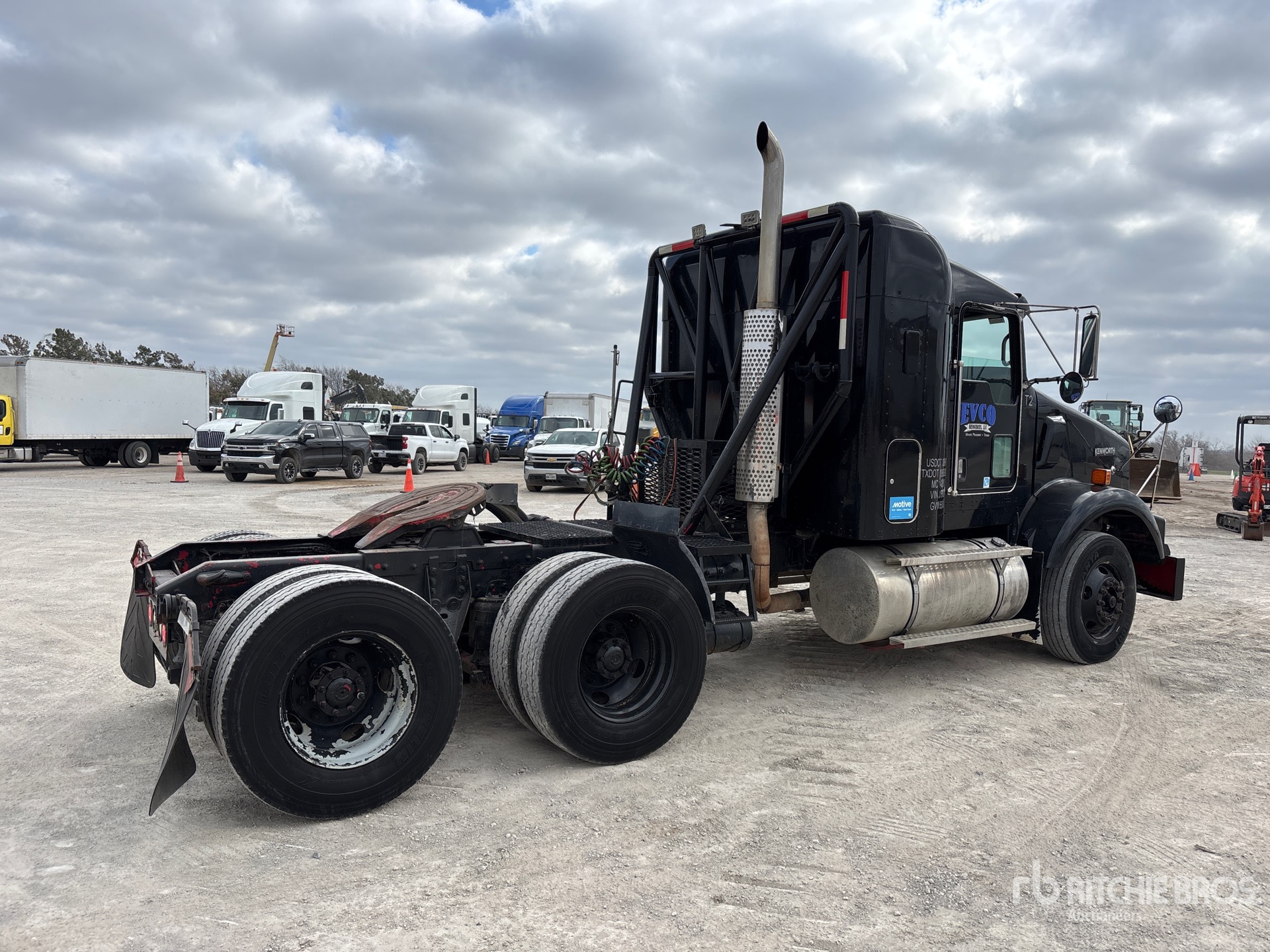 General Appearance with Bild, Ecke hinten rechts