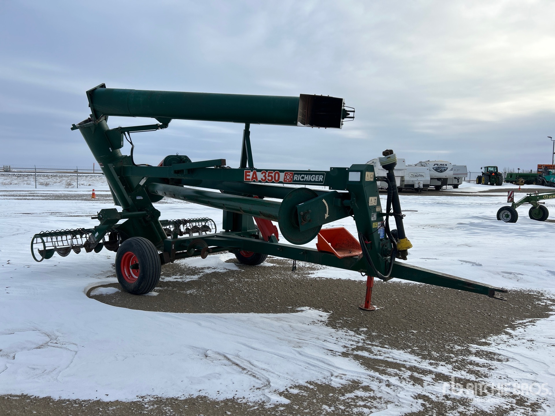 General Appearance with Bild, Ecke vorne rechts