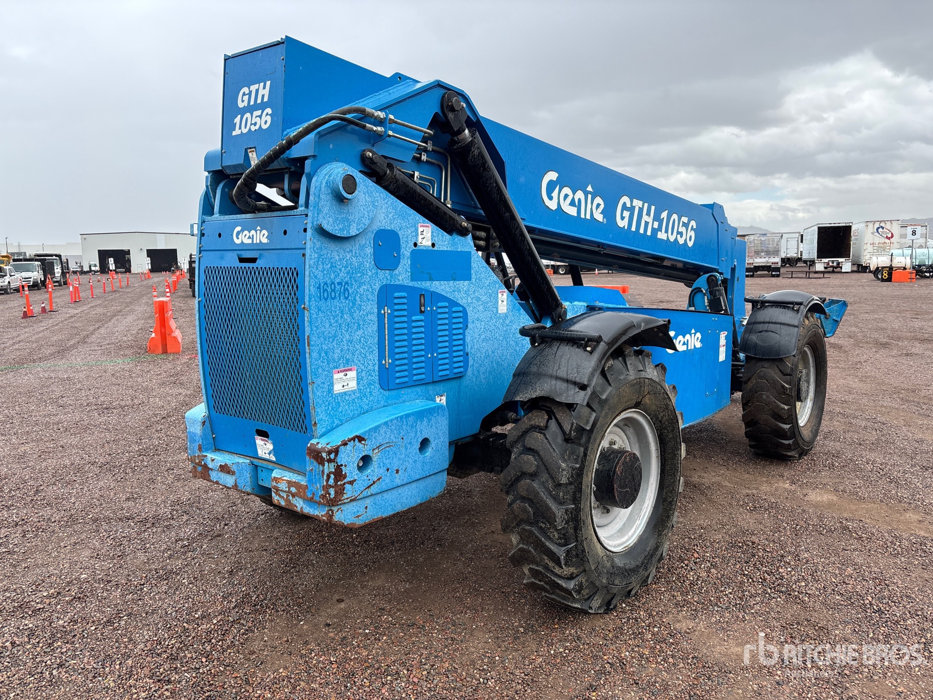 General Appearance with Picture, Right Rear Corner