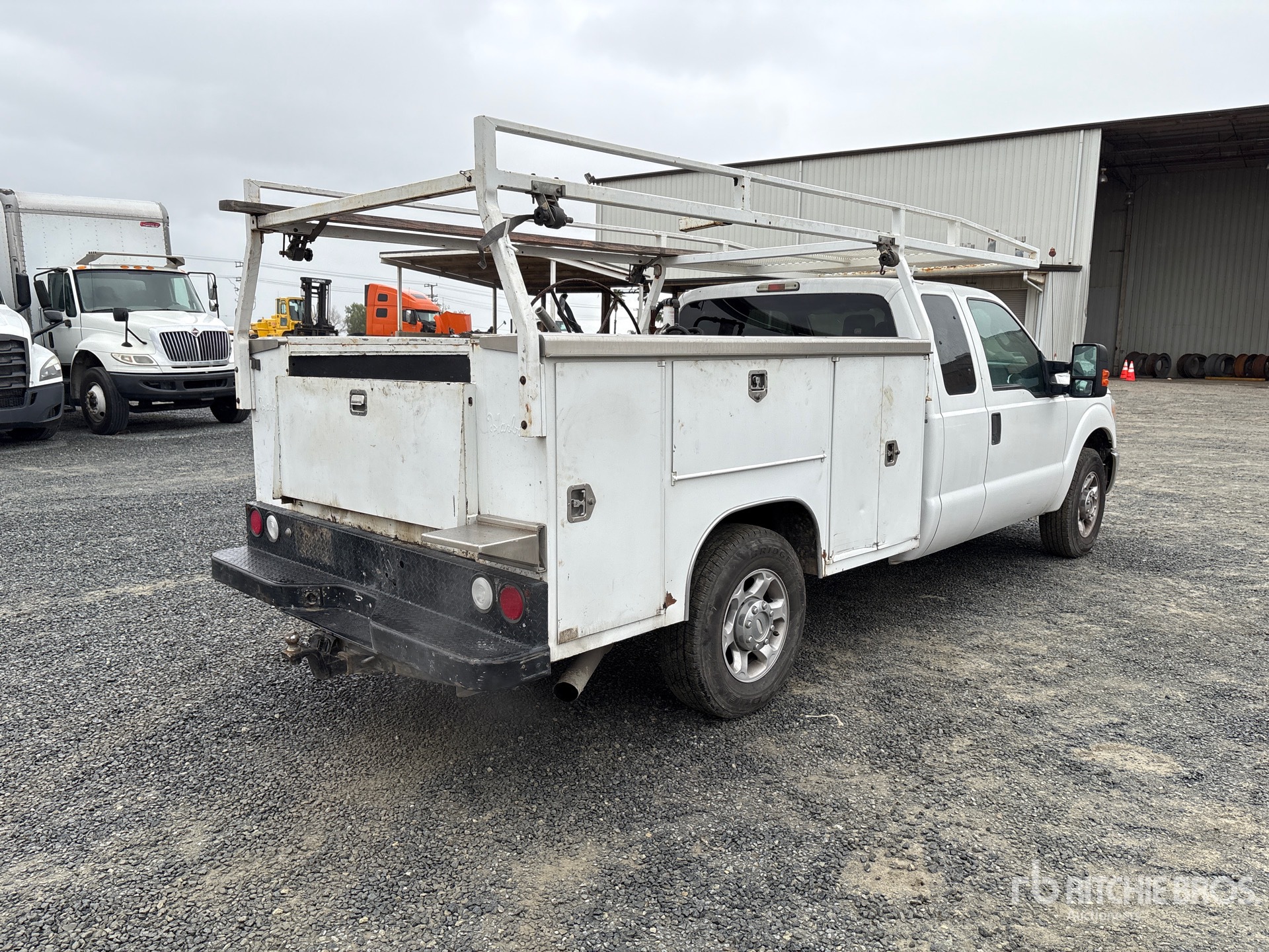 General Appearance with Picture, Right Rear Corner