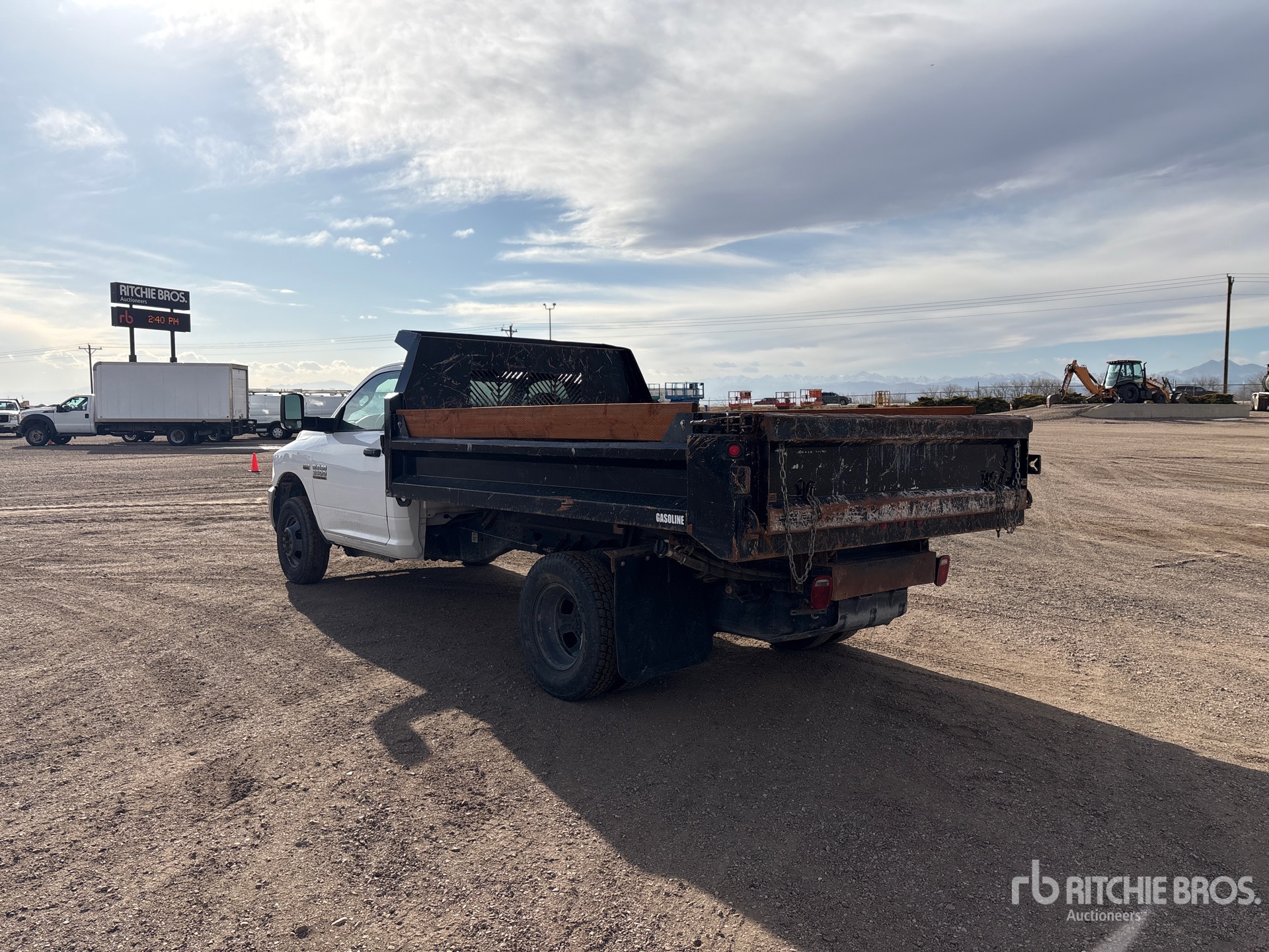 Aspect général with Image, coin arrière gauche