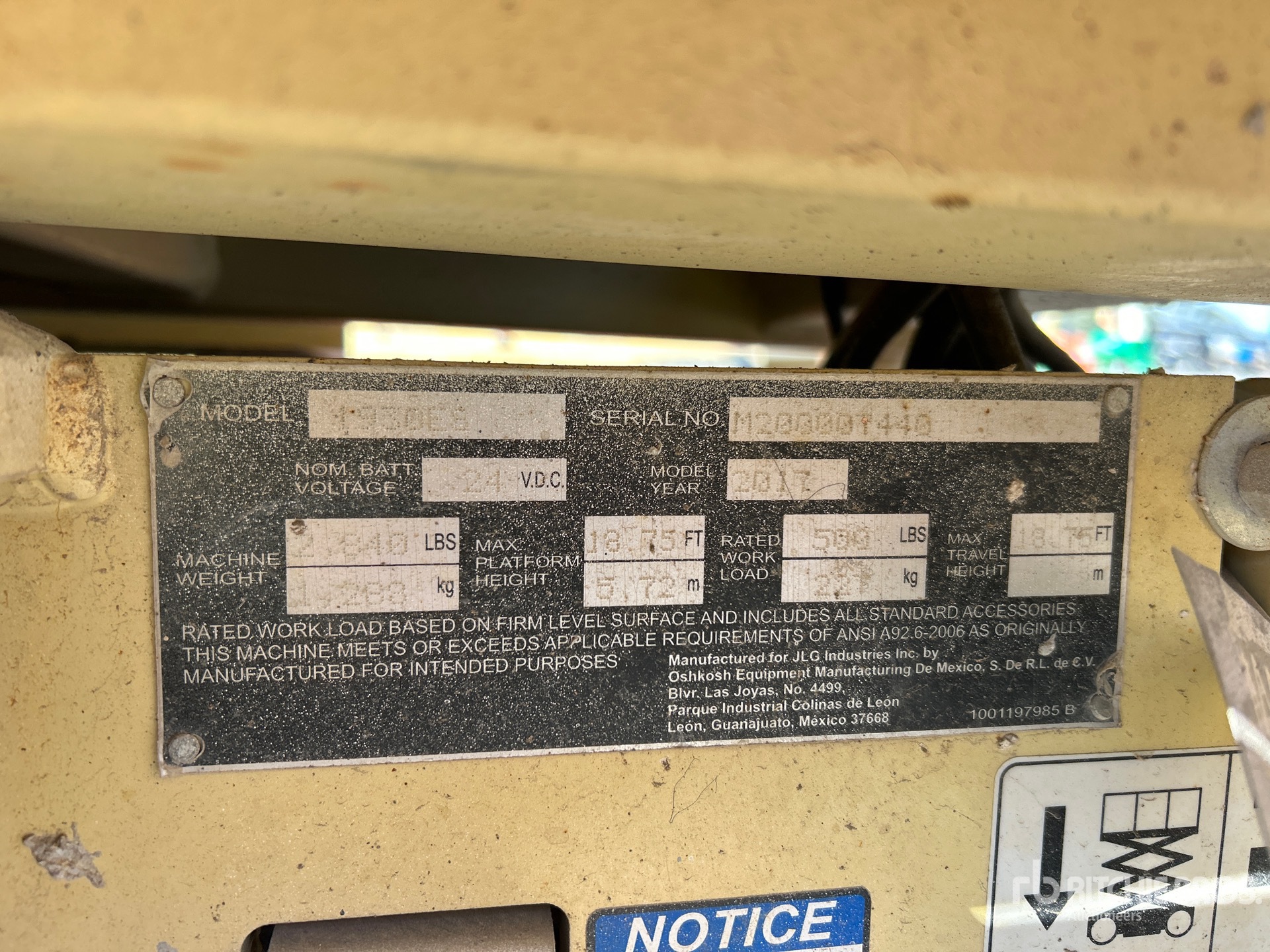 General Appearance with Serial Number / VIN