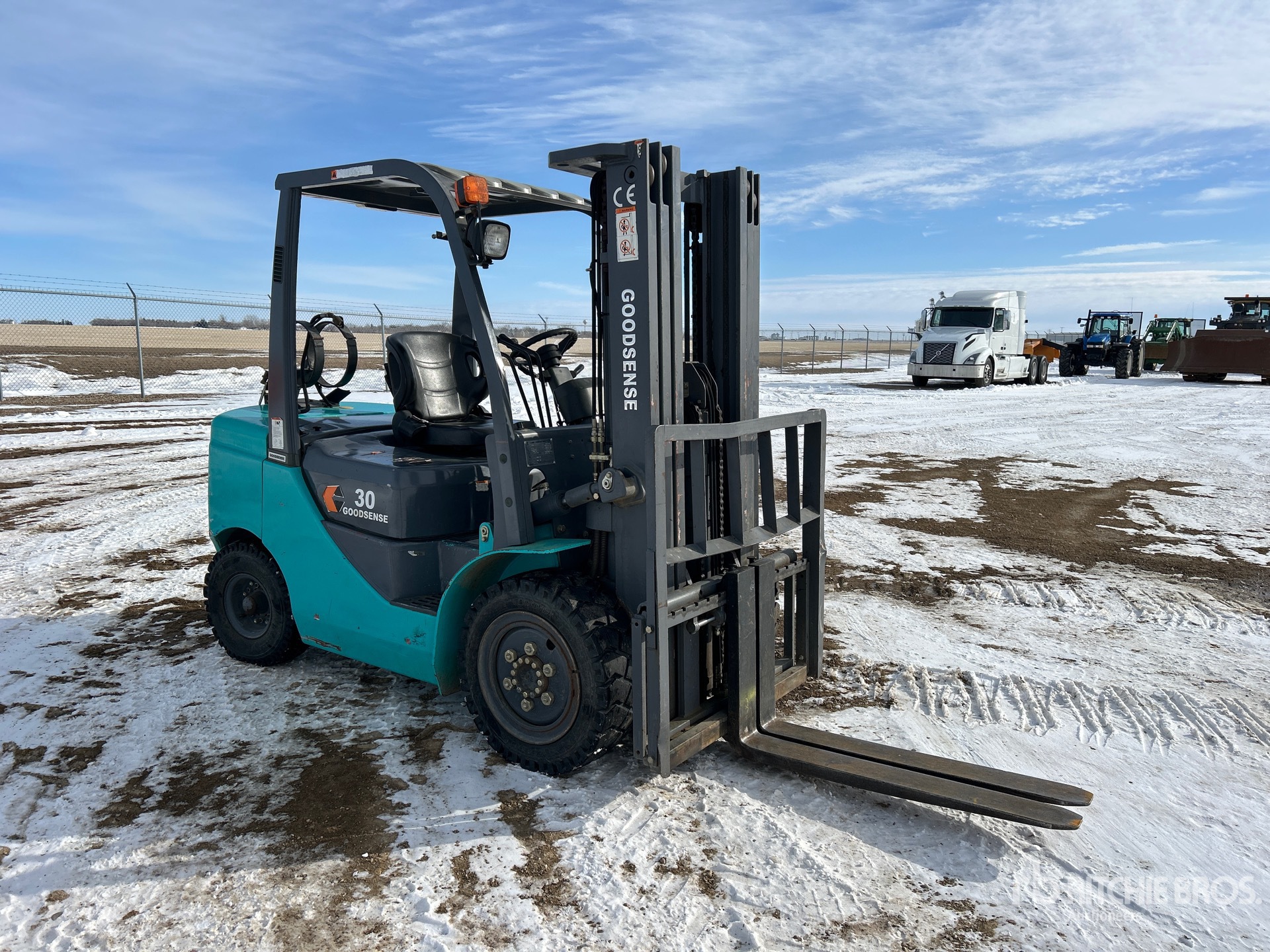 General Appearance with Picture, Right Front Corner