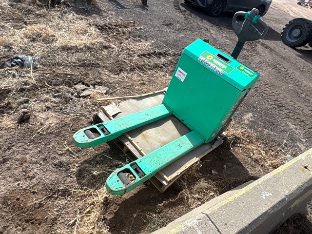 2022 Mitsubishi PMW23NQ 4500 lb Electric Pallet Jack