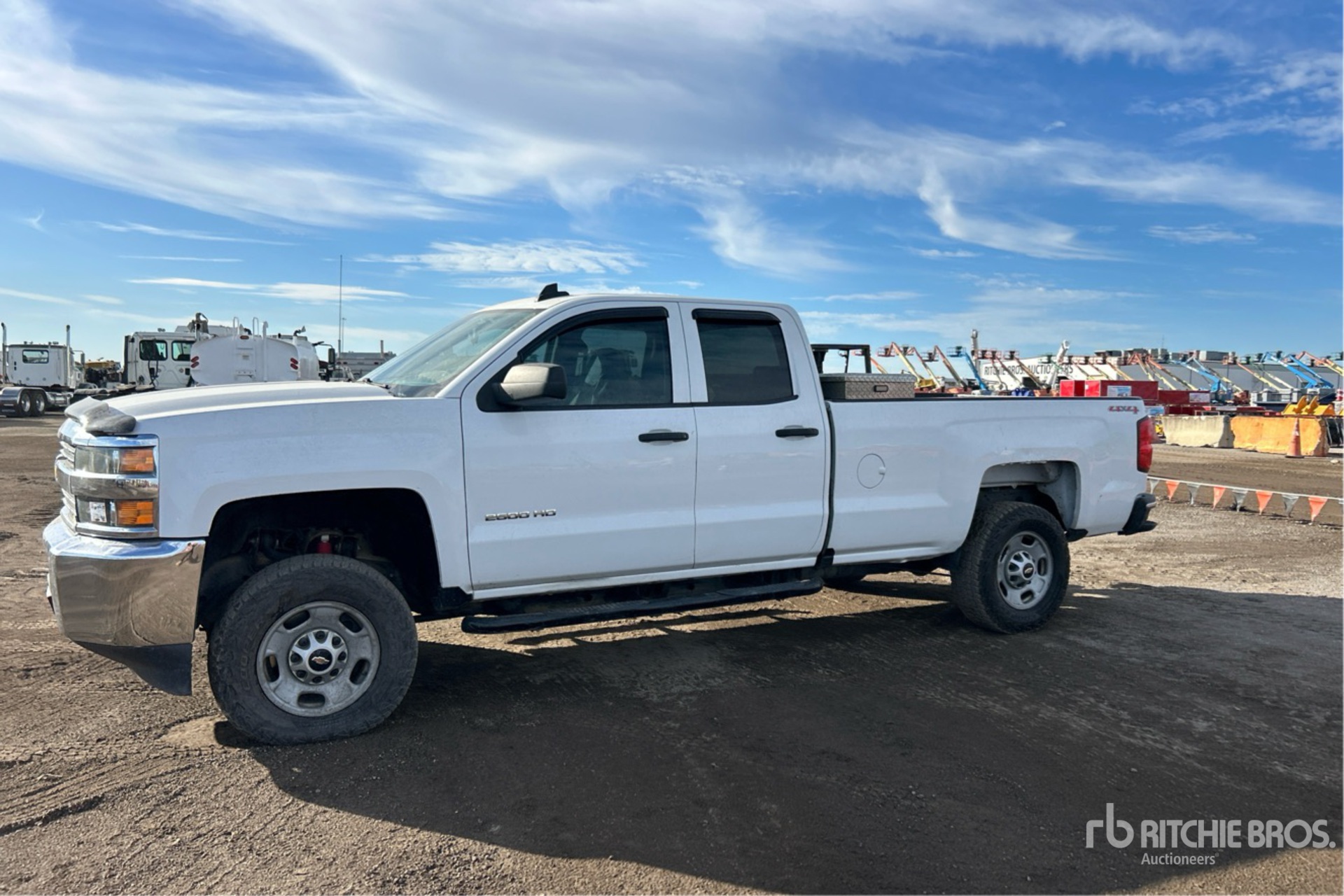 General Appearance with Picture, Left Front Corner