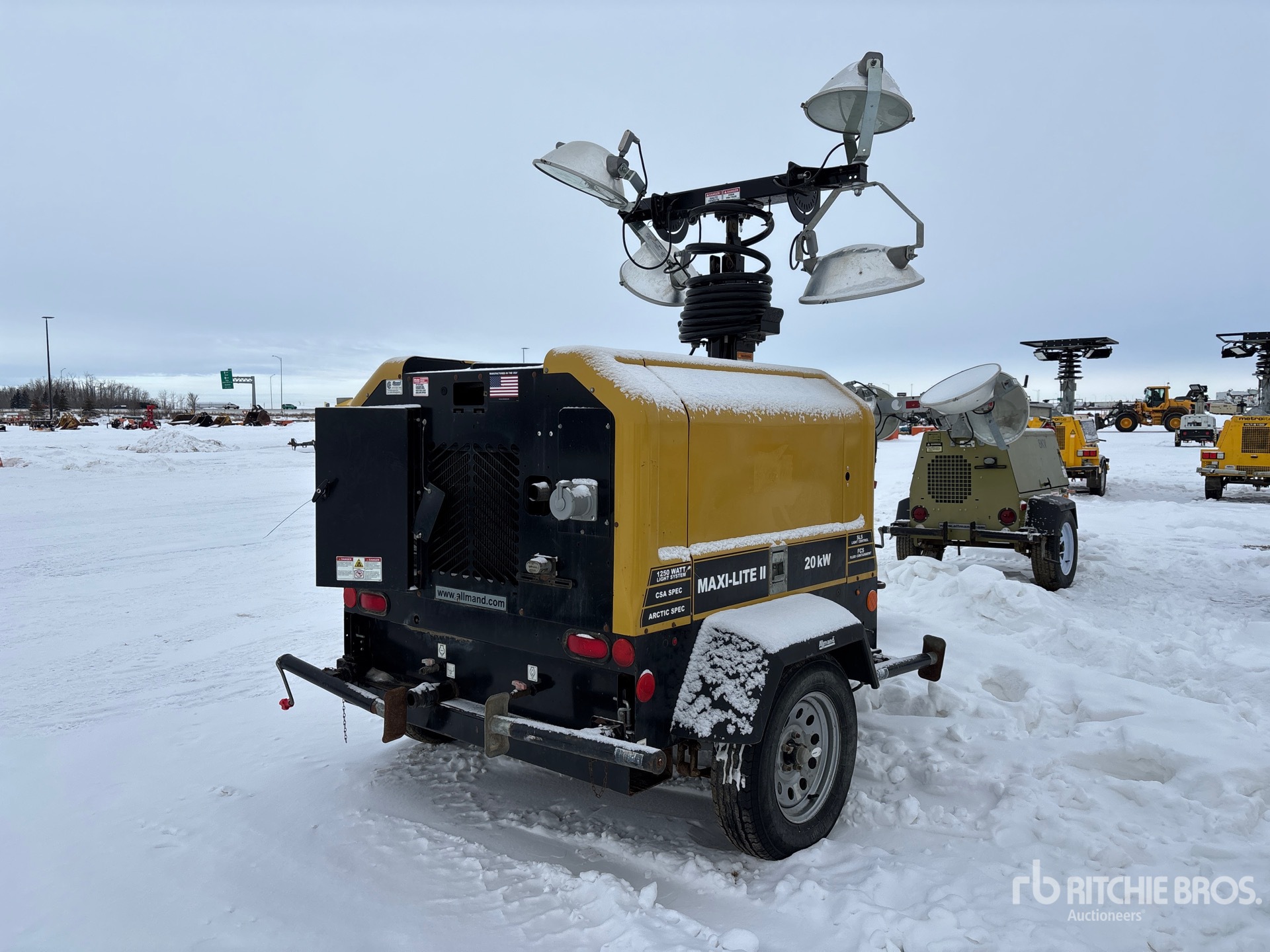 General Appearance with Picture, Right Rear Corner