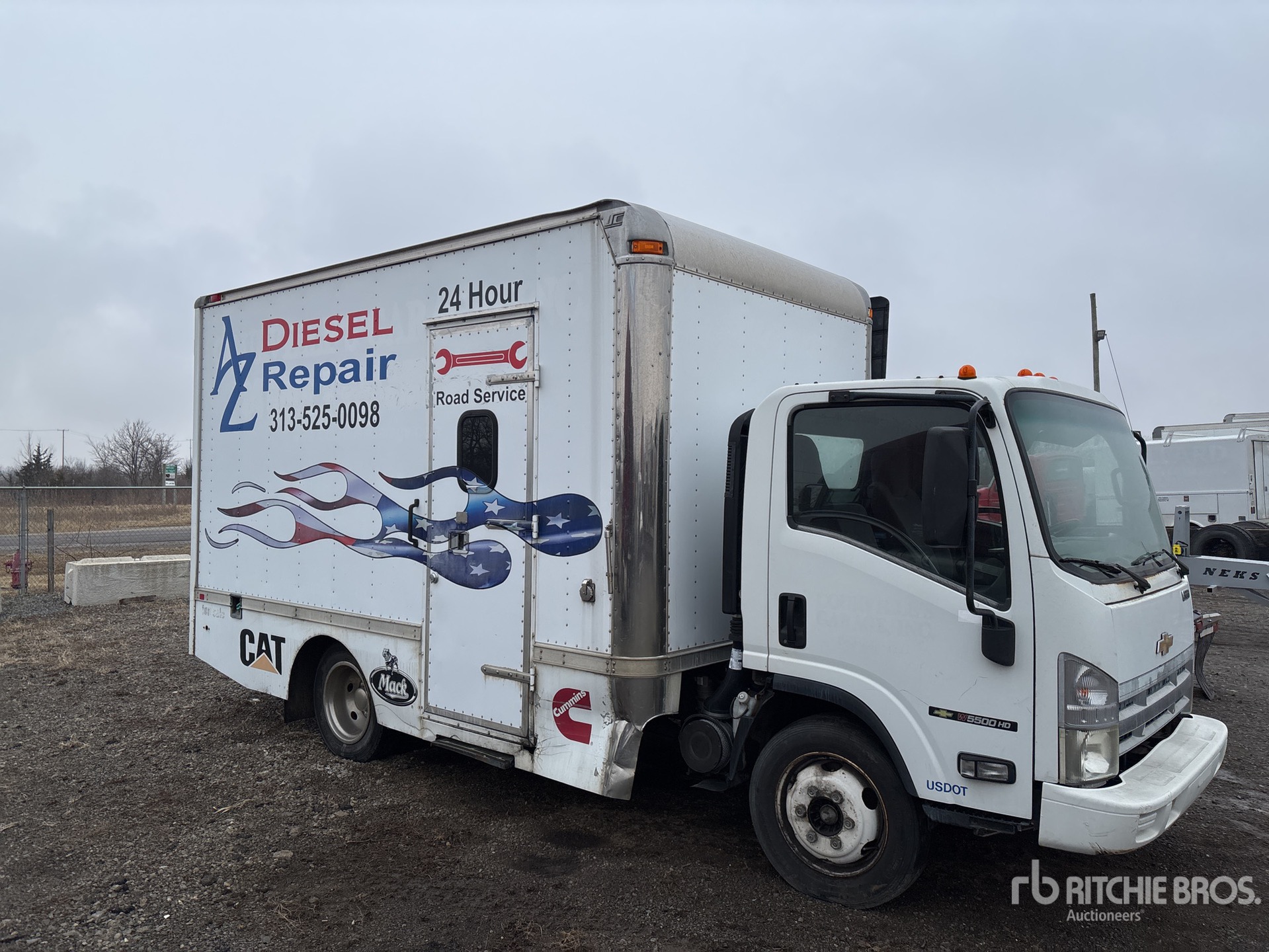 General Appearance with Picture, Right Front Corner