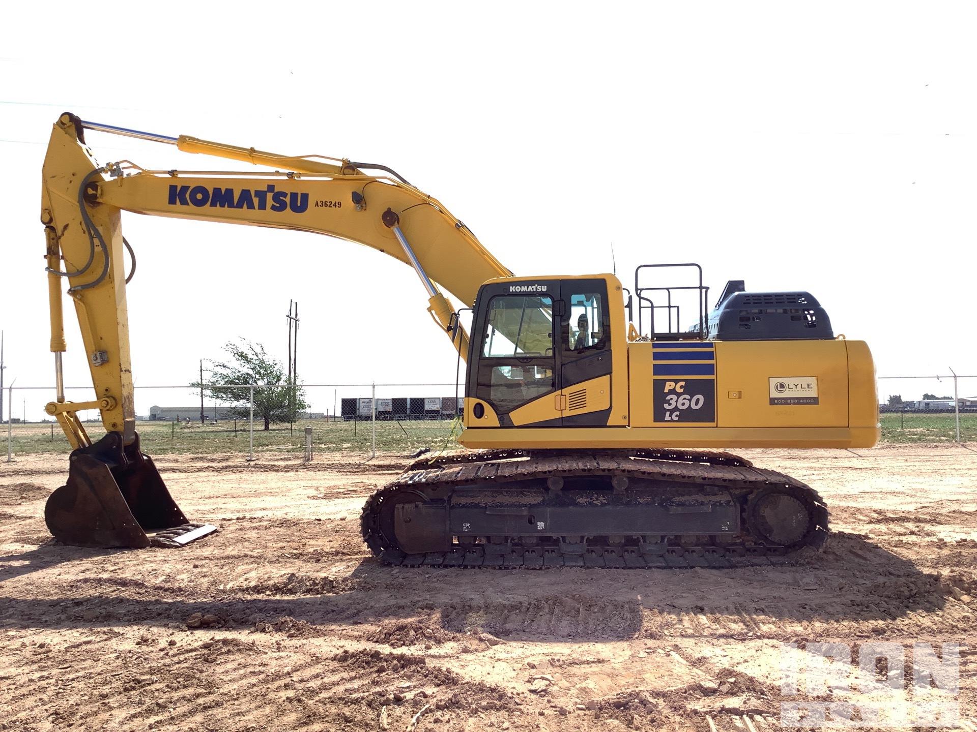 Excavator General Appearance* with Paint