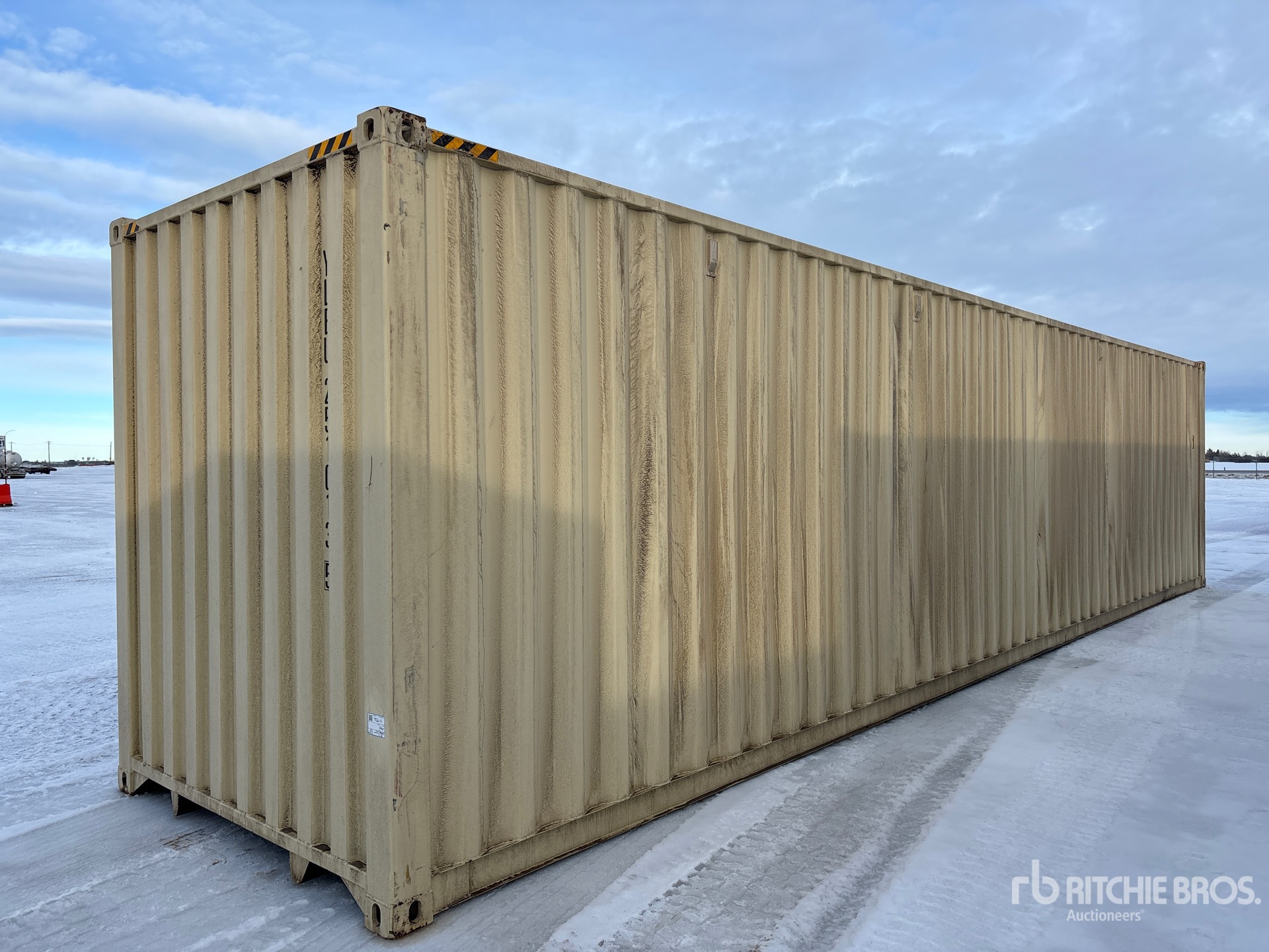 General Appearance with Foto, angolo posteriore sinistro