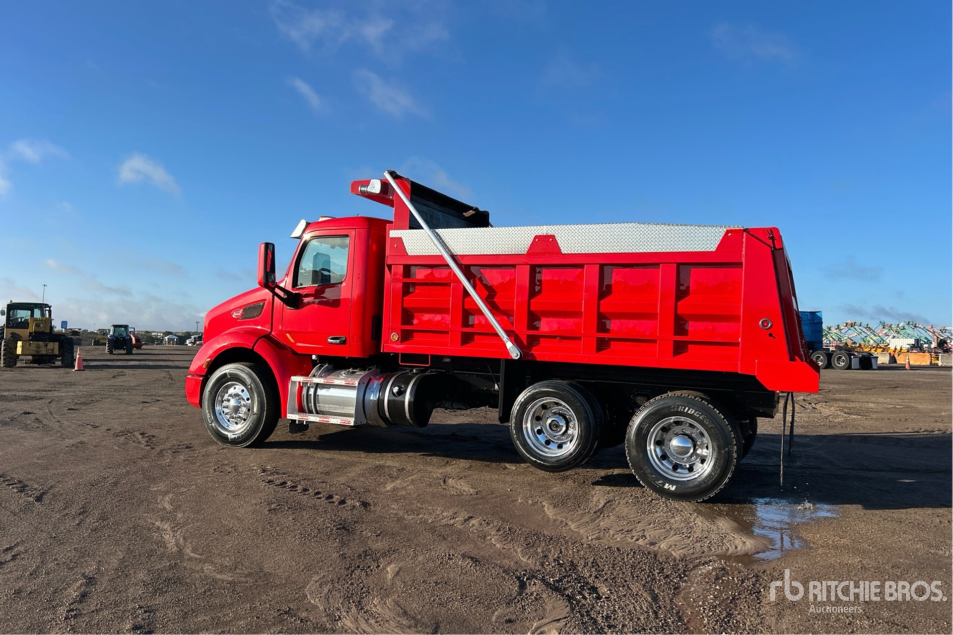 General Appearance with Zdjęcie, lewy dolny róg