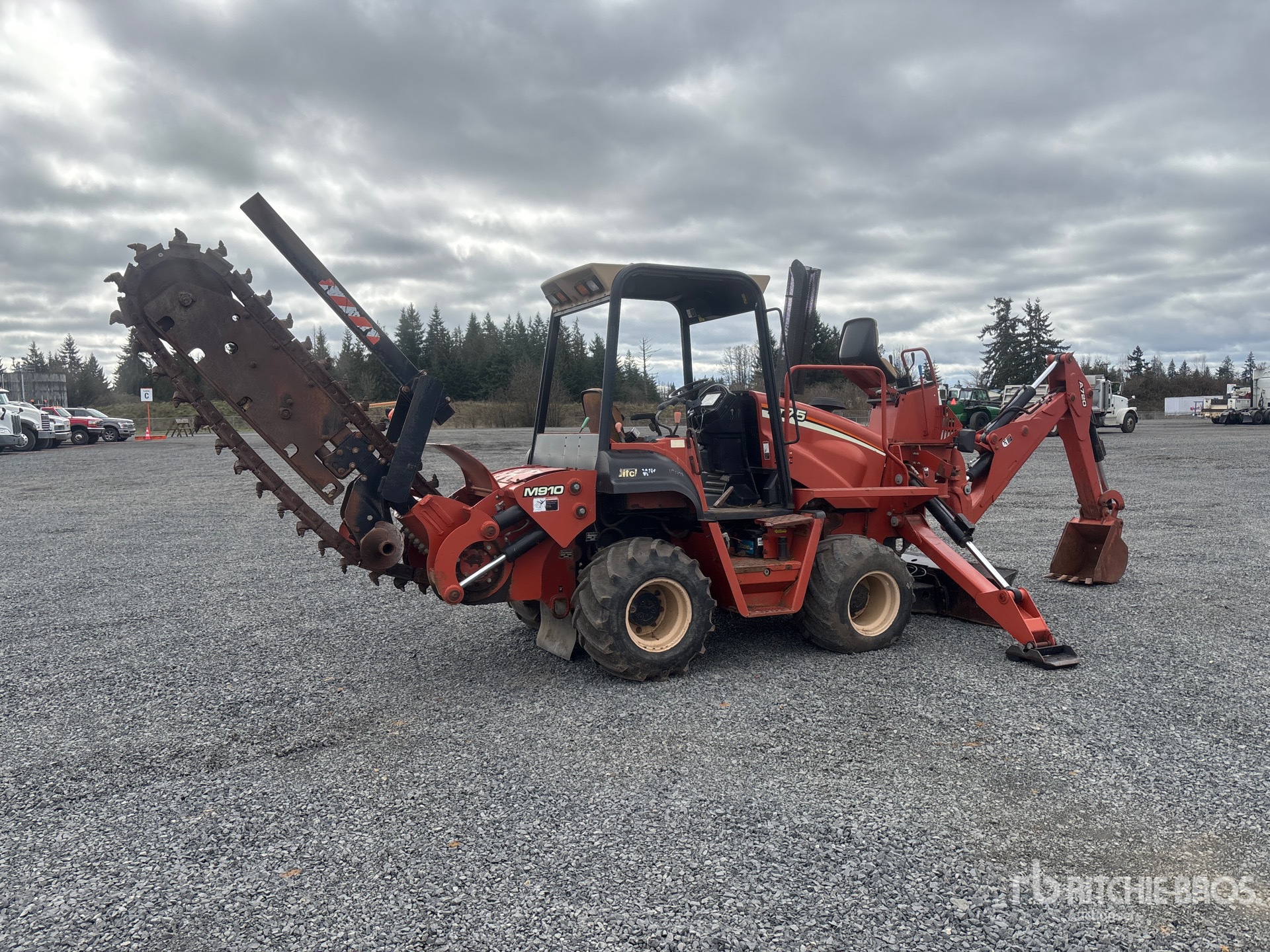 General Appearance with Picture, Right Rear Corner