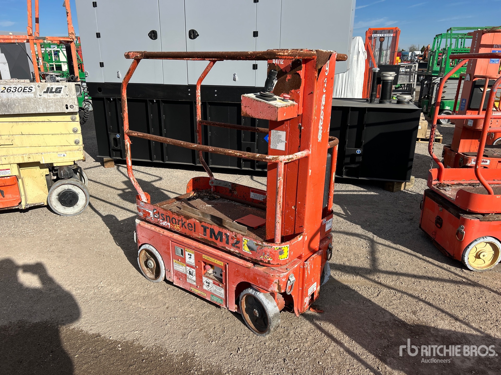 General Appearance with Picture, Right Front Corner