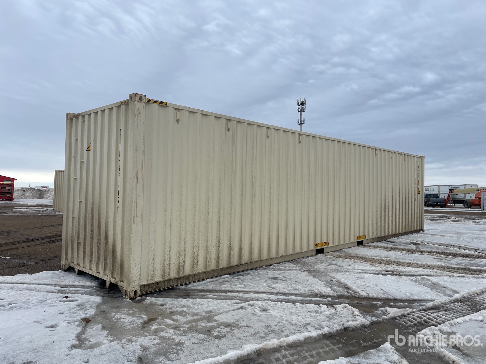 General Appearance with Picture, Right Rear Corner