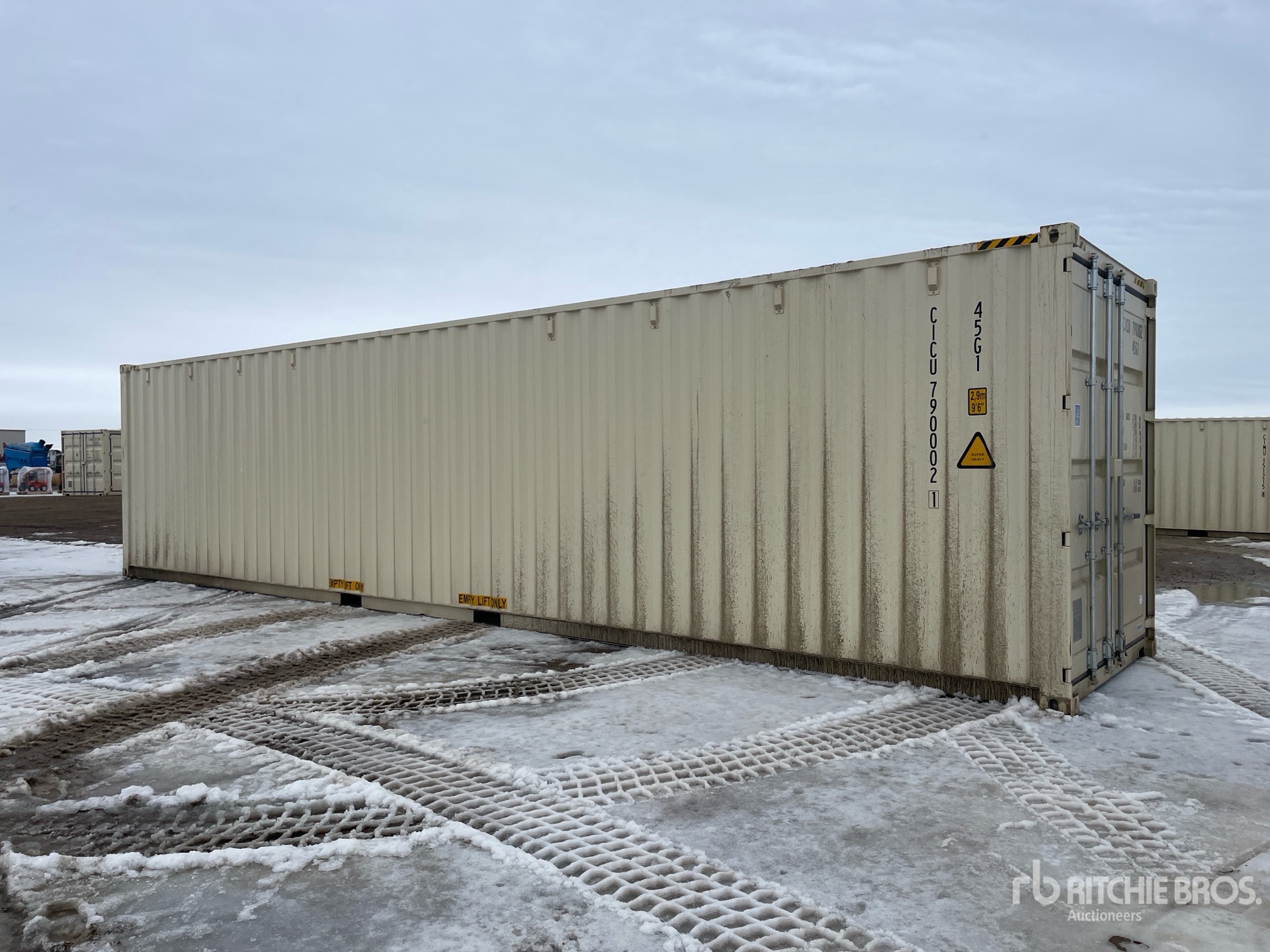 General Appearance with Picture, Right Front Corner