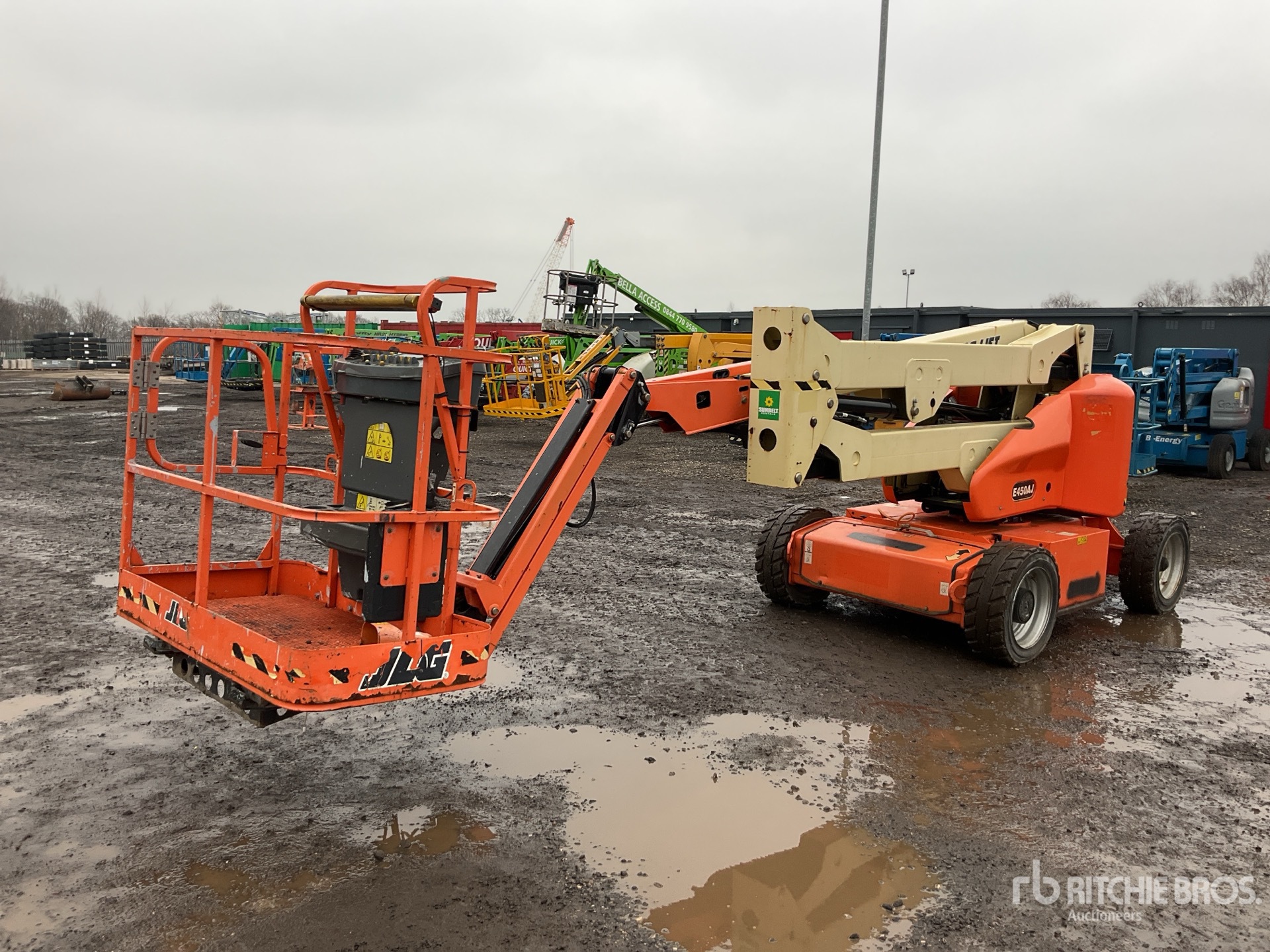 General Appearance with Picture, Left Front Corner