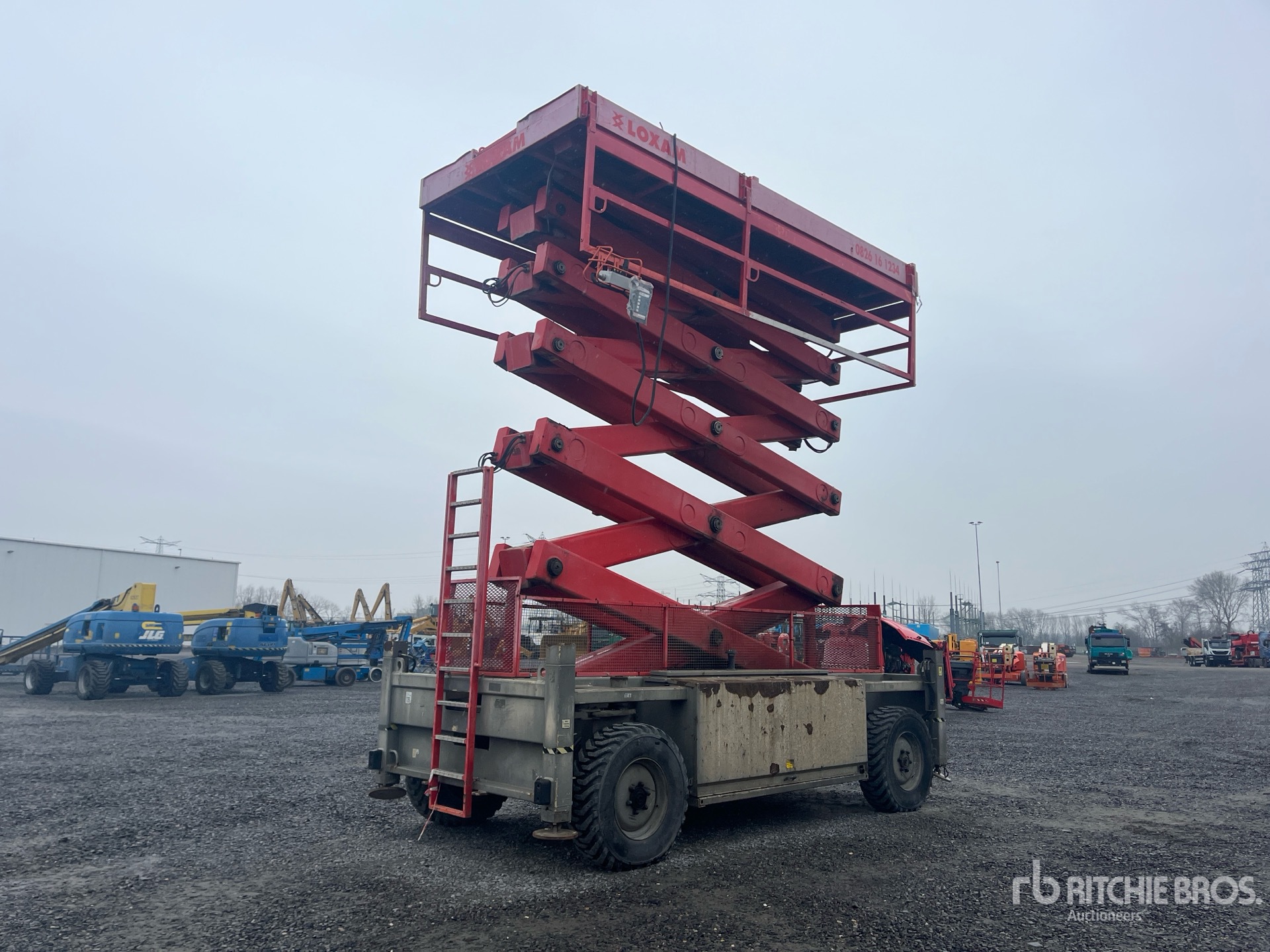 General Appearance with Picture, Left Front Corner